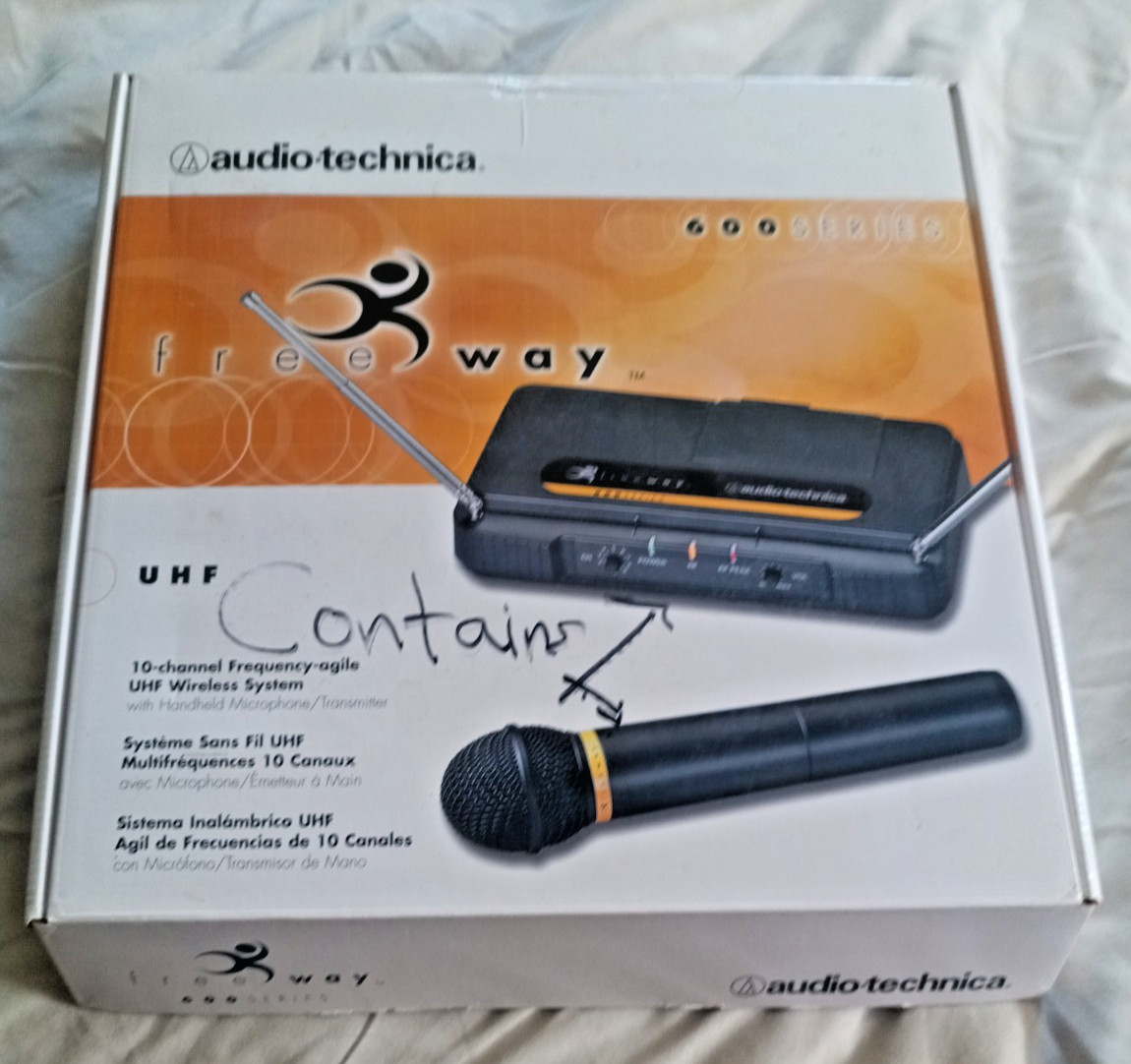 Audio-Technica ATW-602a System 600 Series Handheld Wireless Microphone System