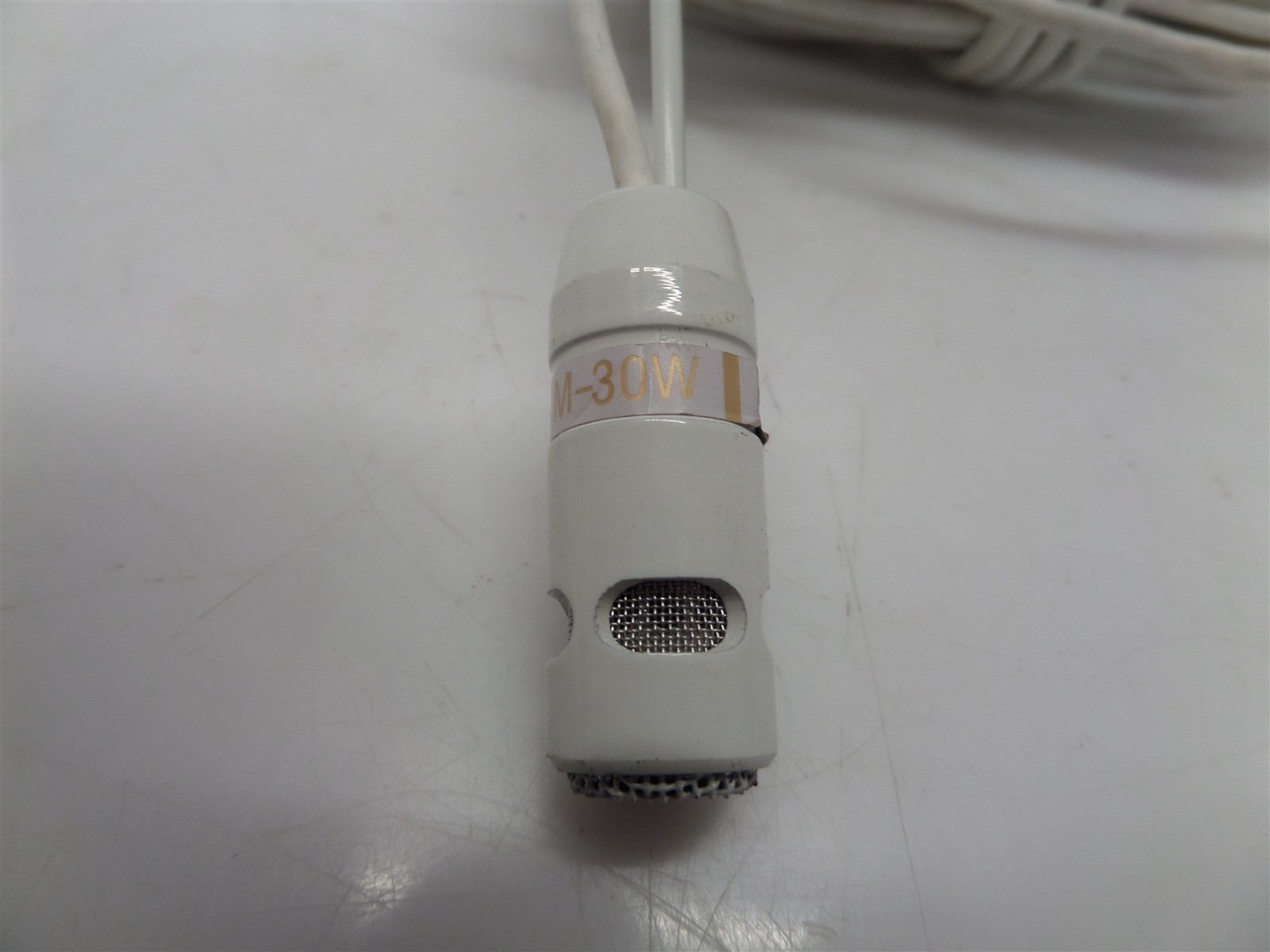 Crown CM-30W Miniature Supercardioid Condenser Microphone – White