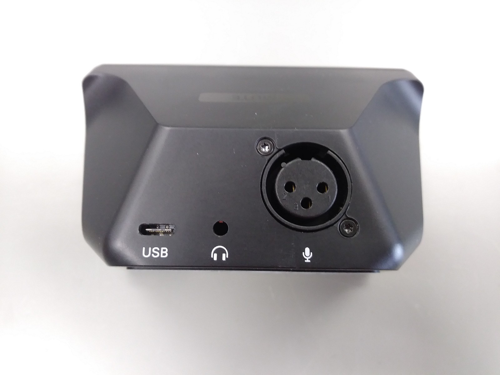 Elgato Wave XLR Microphone Interface – 20MAG9901