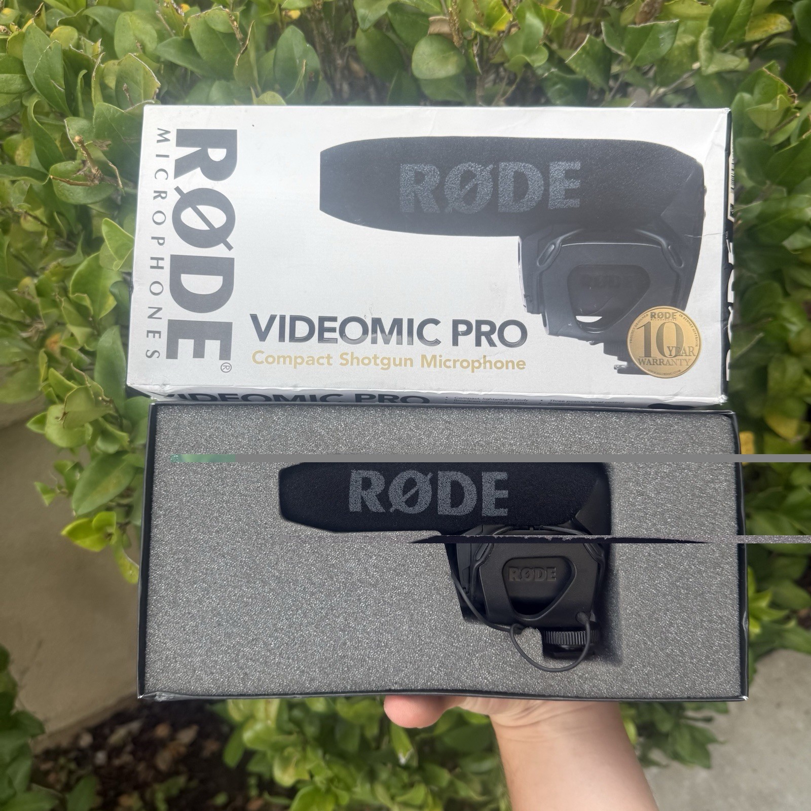 Rode VideoMic Pro Shotgun Wired Professional Microphone – Very Lightly Used