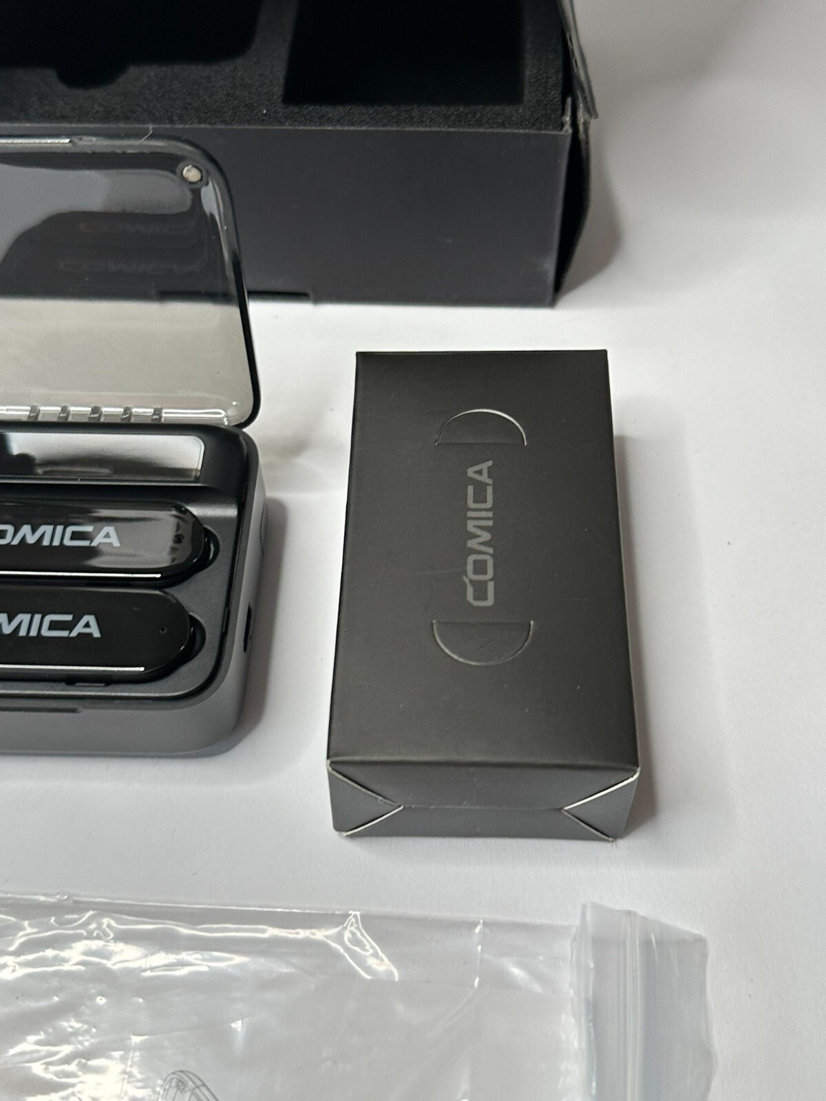 Comica Vimo S USB Wireless Microphone for Smartphone, 5HR Battery Life, Monit…