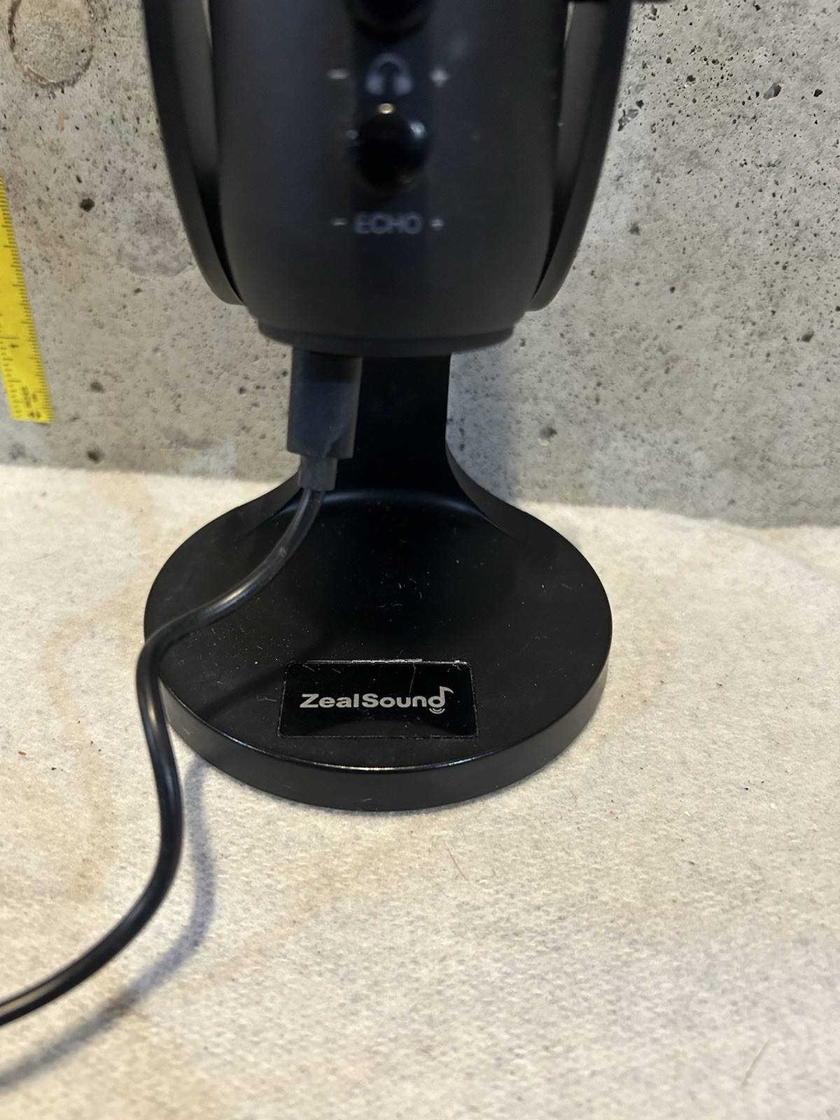 Black ZealSound USB/Micro C Microphone for gaming & More