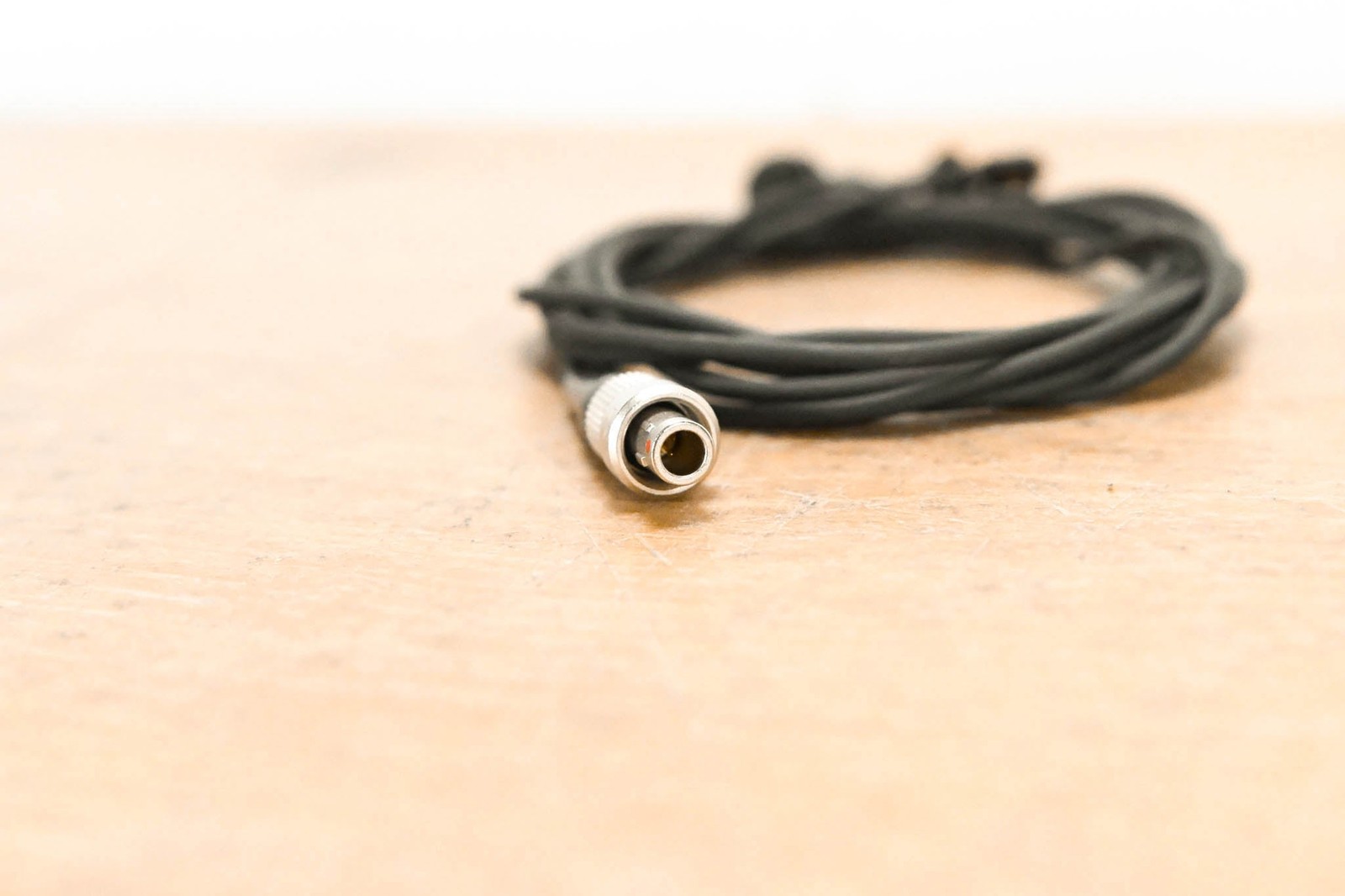 Sennheiser MKE 2 Lavalier Lapel Mic w/ 3-Pin Lemo Connector – Black CG012WM