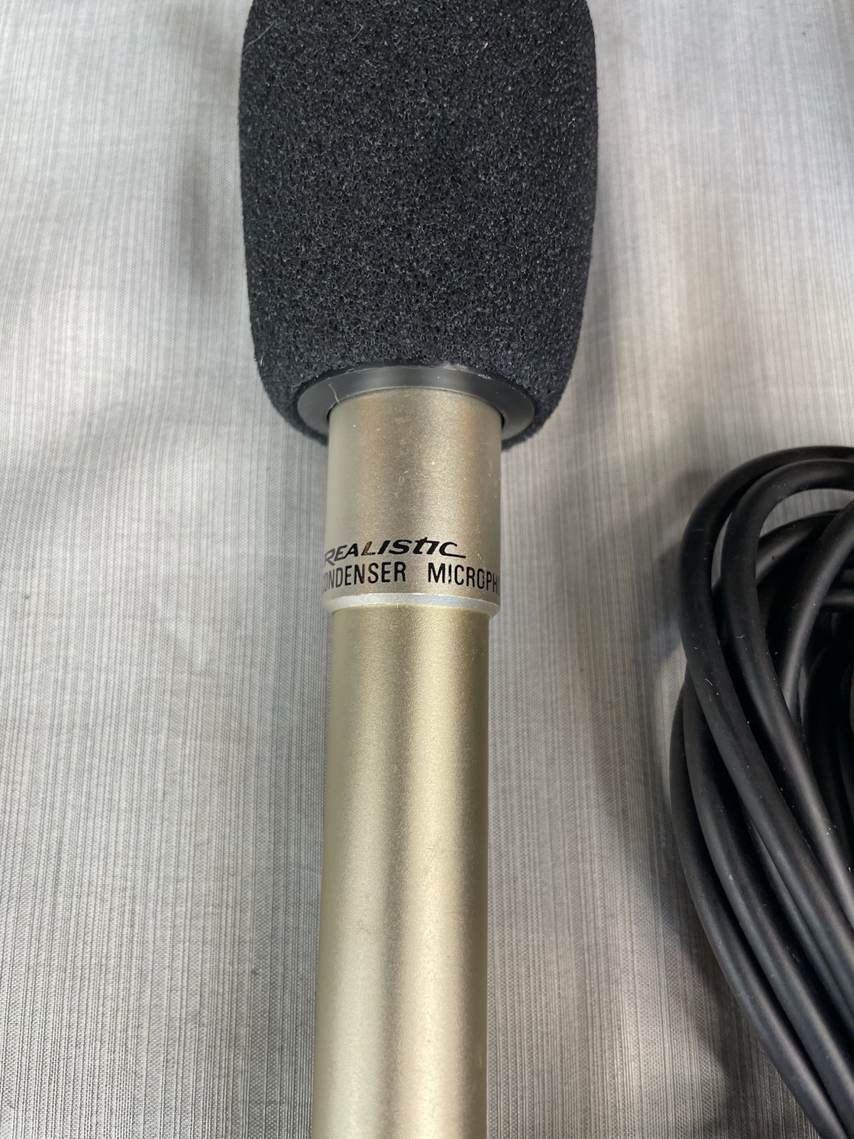 Vintage 1970s Realistic Cardioid Condenser Microphone Pair W/ Case **EXCELLENT**