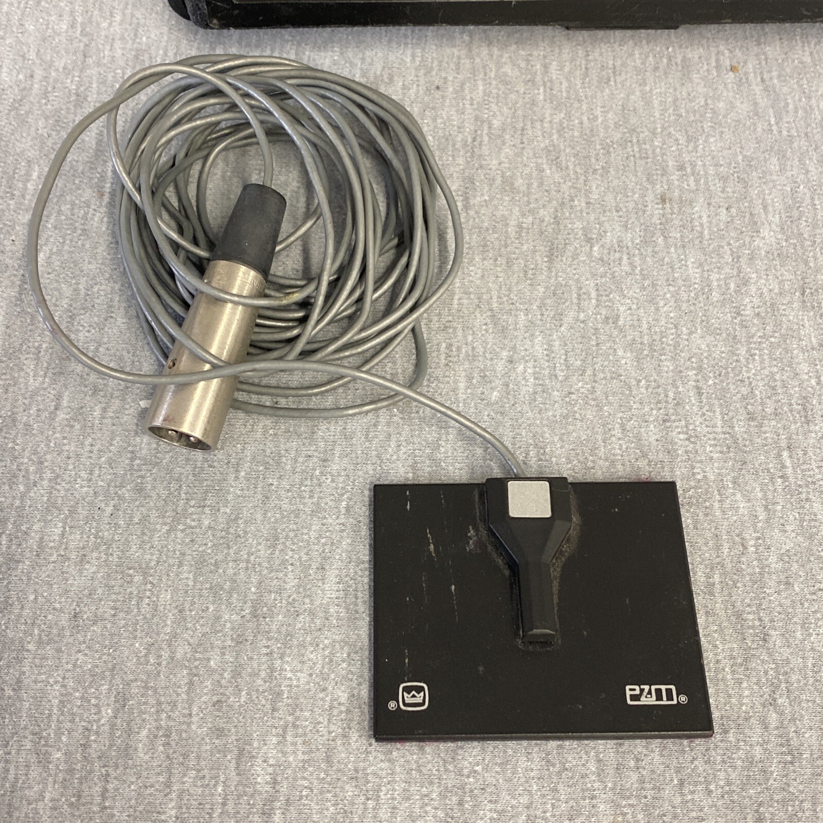 Crown PZM-6LP Boundary Pressure Zone Microphone 6LPB w/Case