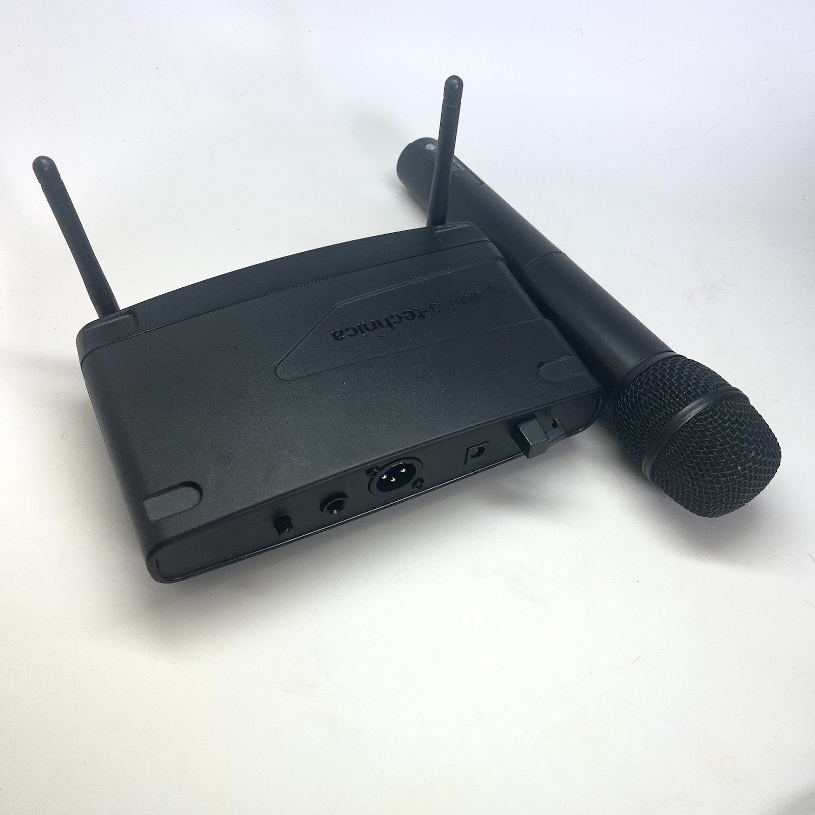Audio-Technica System 10 2.4GHz Wireless Handheld Mic Set Black