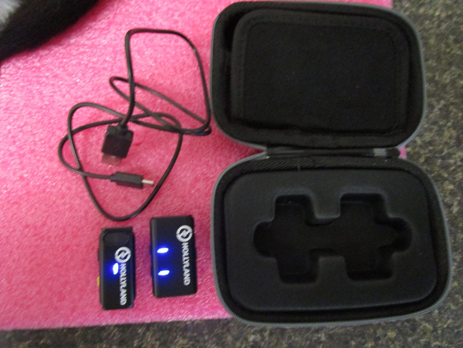 Hollyland Lark M1 Wireless Microphone Noise Cancellation 650ft