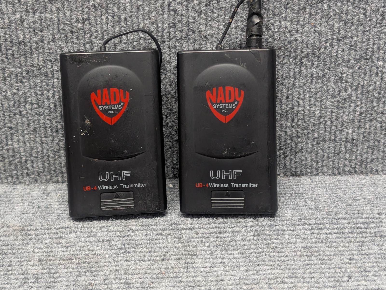 Lot (2) Nady UHF UB-4 Wireless Transmitter UB-4A 902-928MHz & 944-952MHz