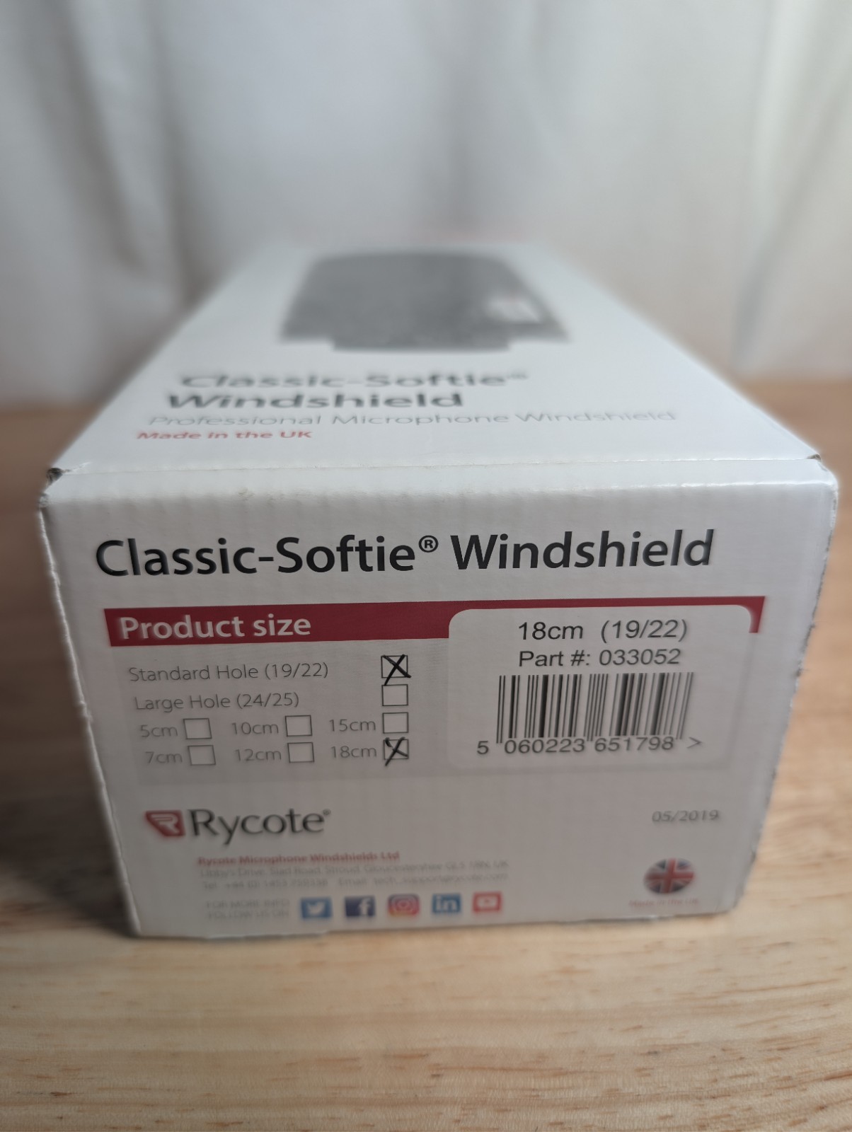 Rycote Classic-Softie Windshield 18cm ( 033052) Standard Hole (19/22) Made In UK
