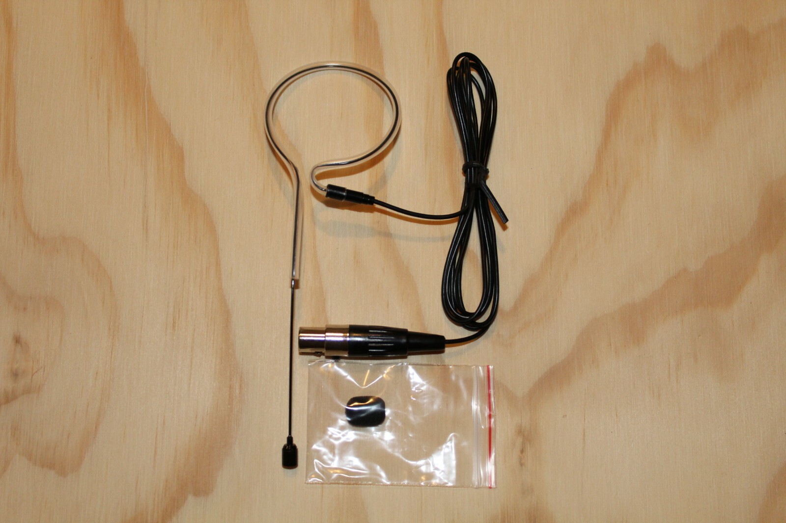 Black Single Earhook Headset Microphone for Shure Wireless-TA4F 4pin mini XLR