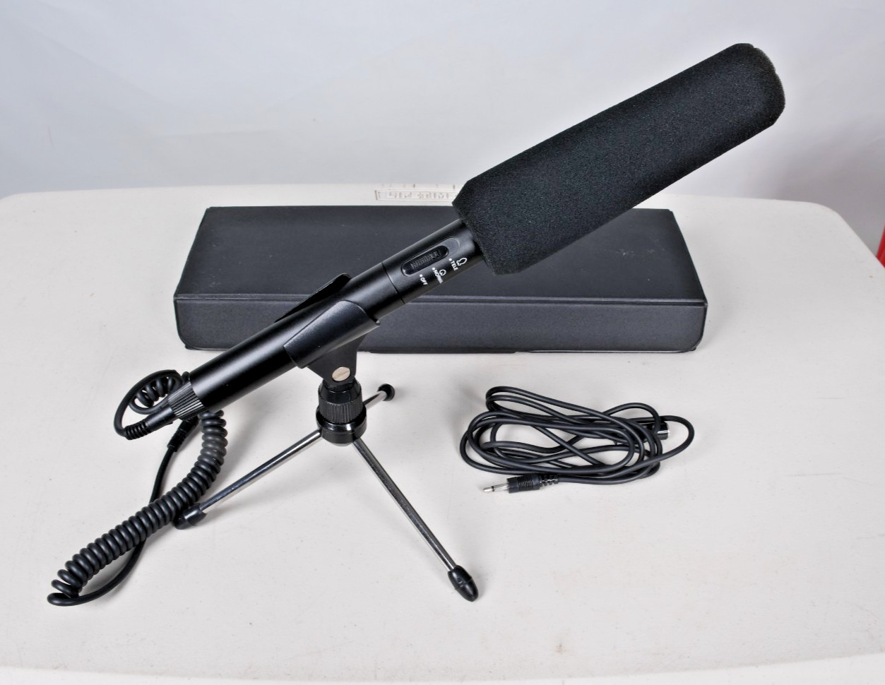 SUPER Uni-directional Electret Condenser Video Camera Microphone EM-2800