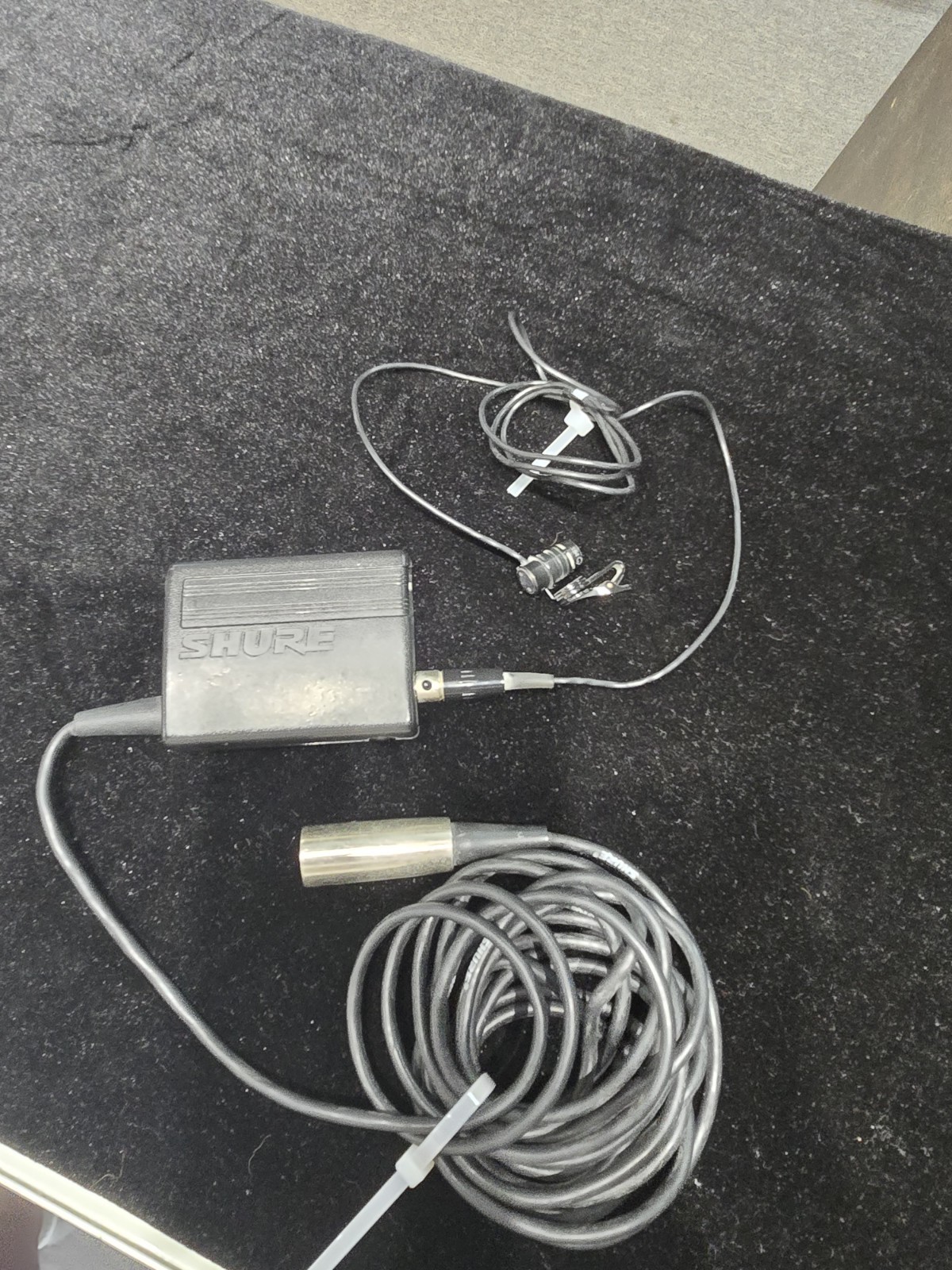Shure MX1BP Microflex Wired Preamplifier Battery Powered W/ Shure 184 Microphone