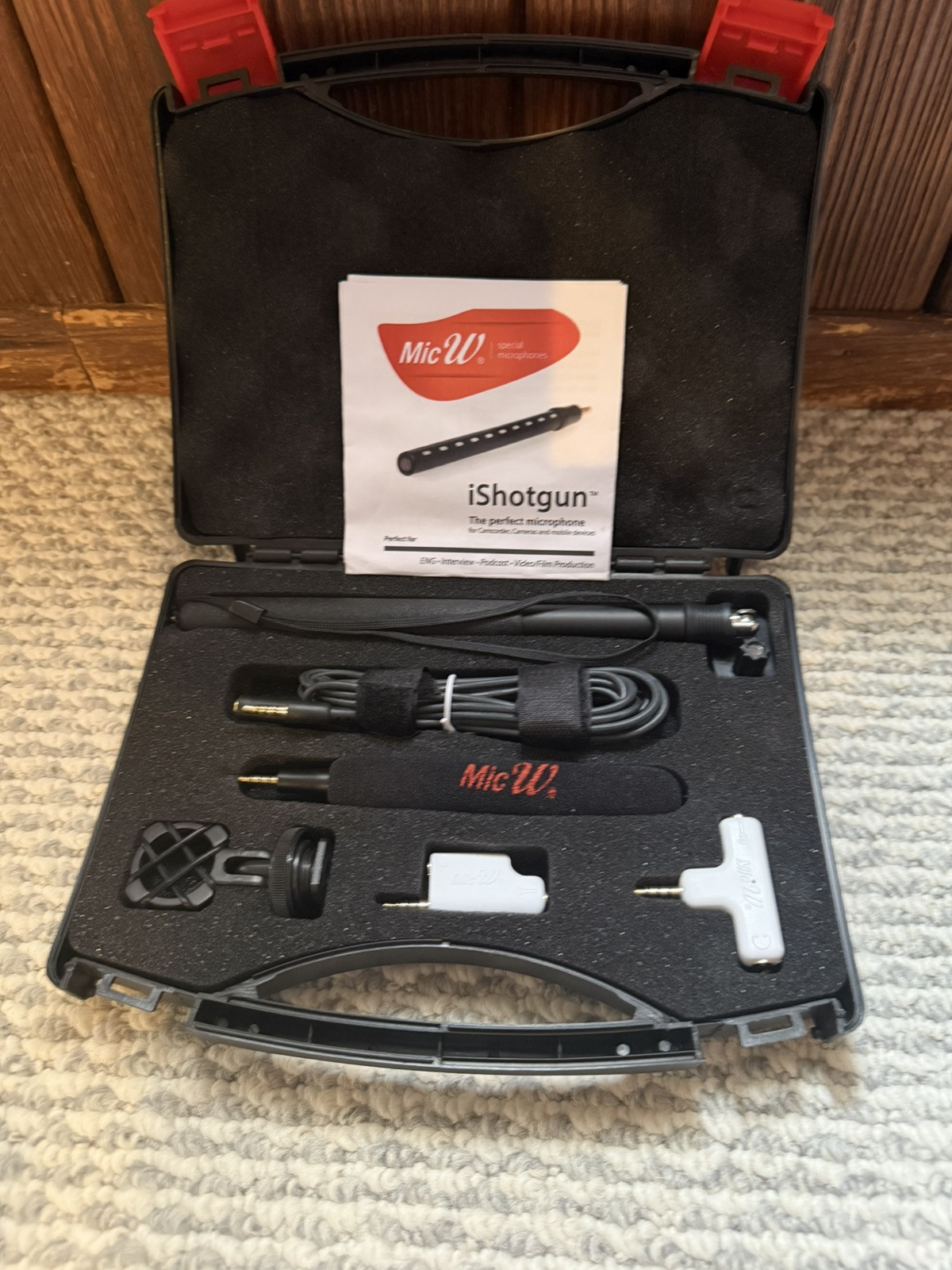 MicW iShotgun Microphone for DSLRs, phones and more
