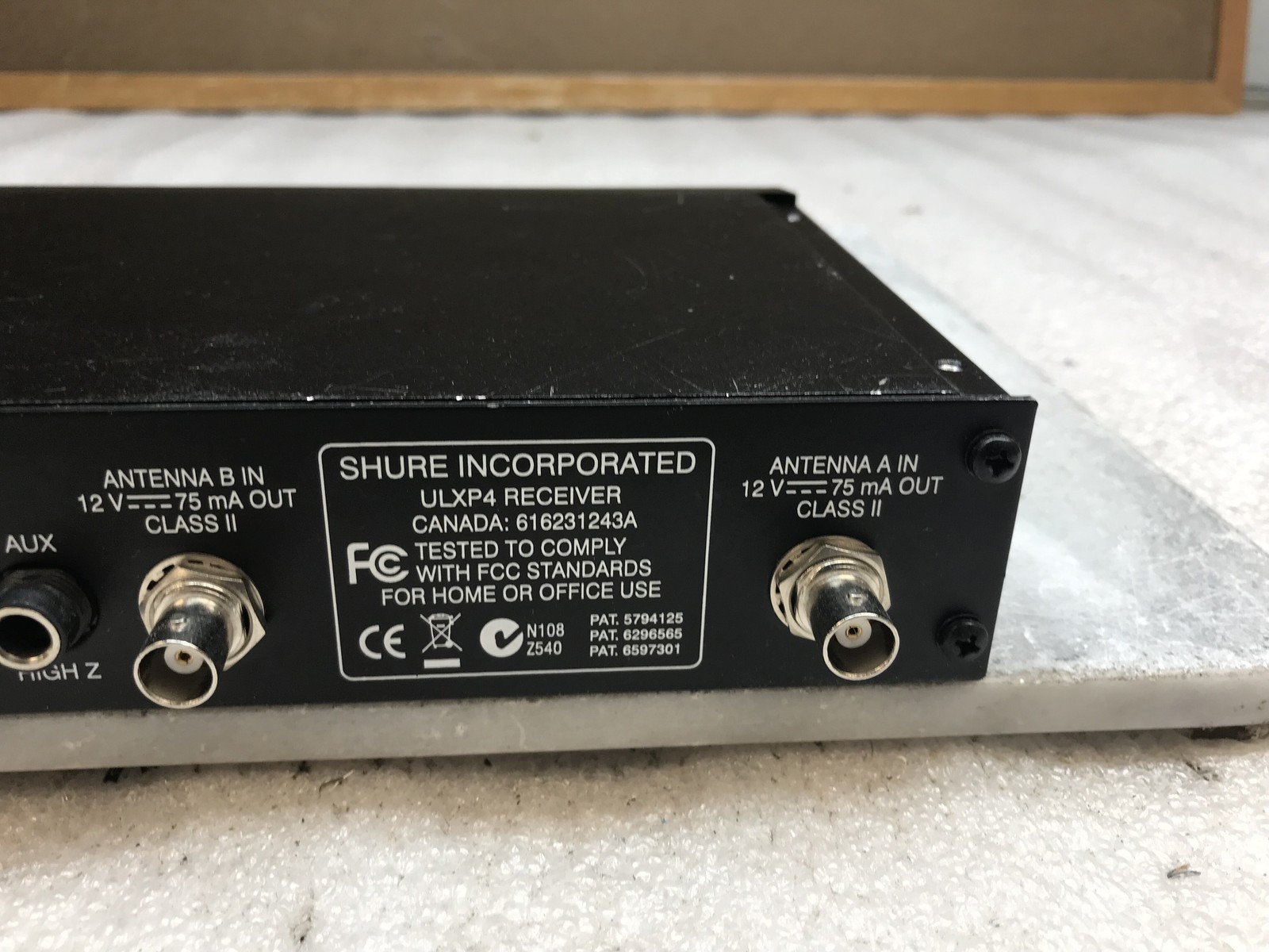 Shure ULXP4 UHF Wireless Mic Receiver 662-698 MHz *No Power Supply or Antennas*