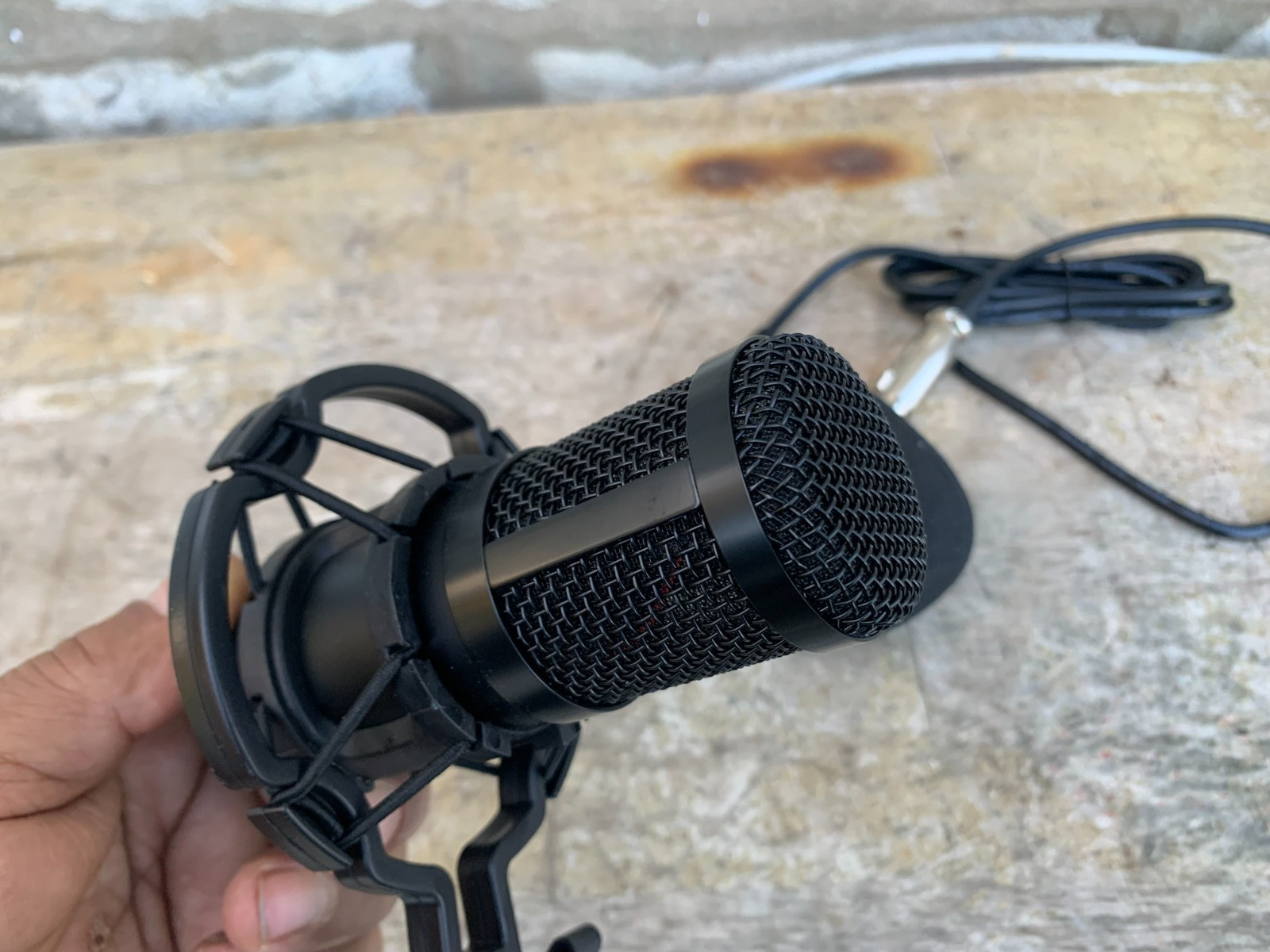 Vivitar VIVMIC826 Podcast Desk Mount Microphone Mic With Tripod Stand & Cord