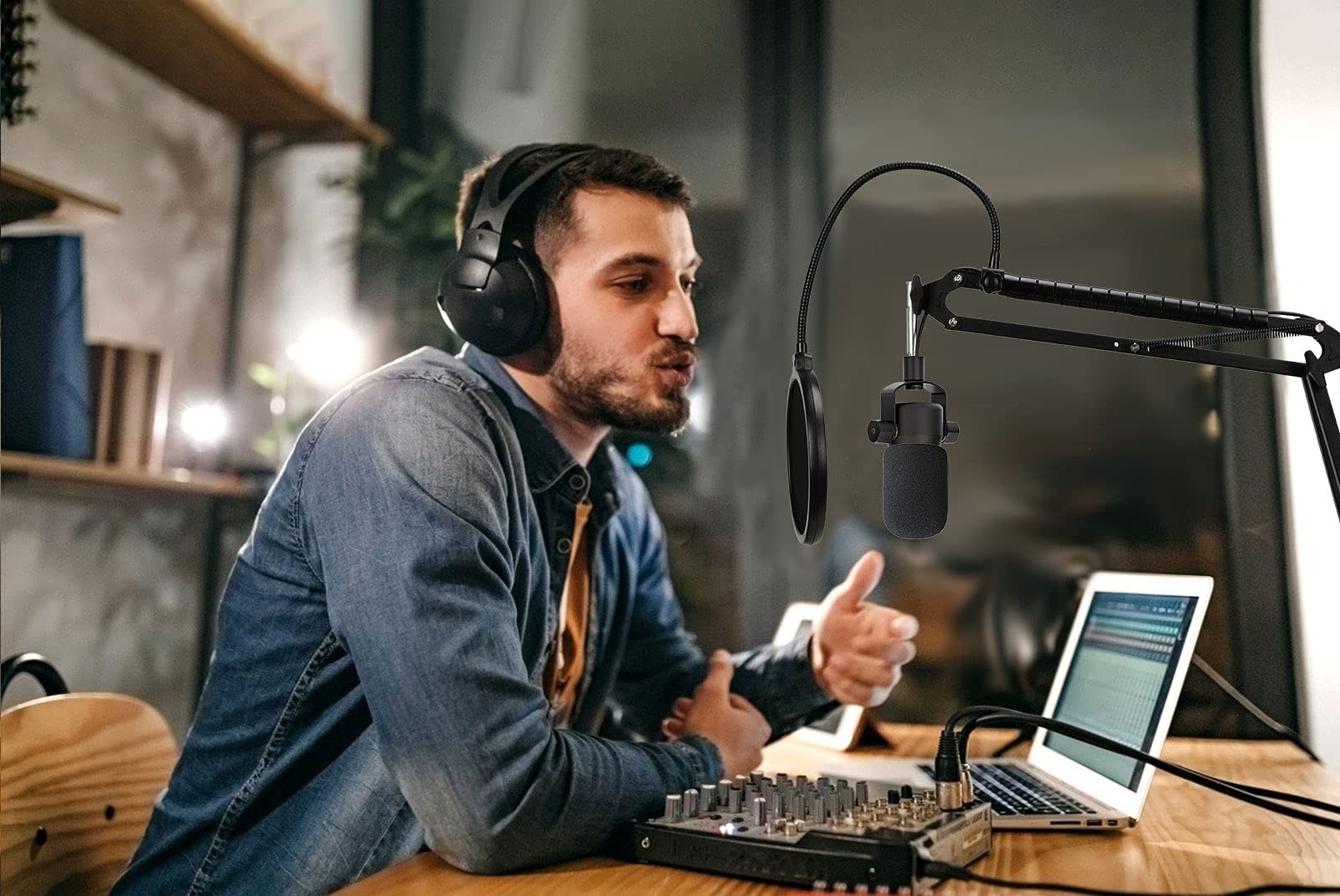 Rode Podmic Stand with Microphone Windscreen and Dual Layered Mic Pop Filter for