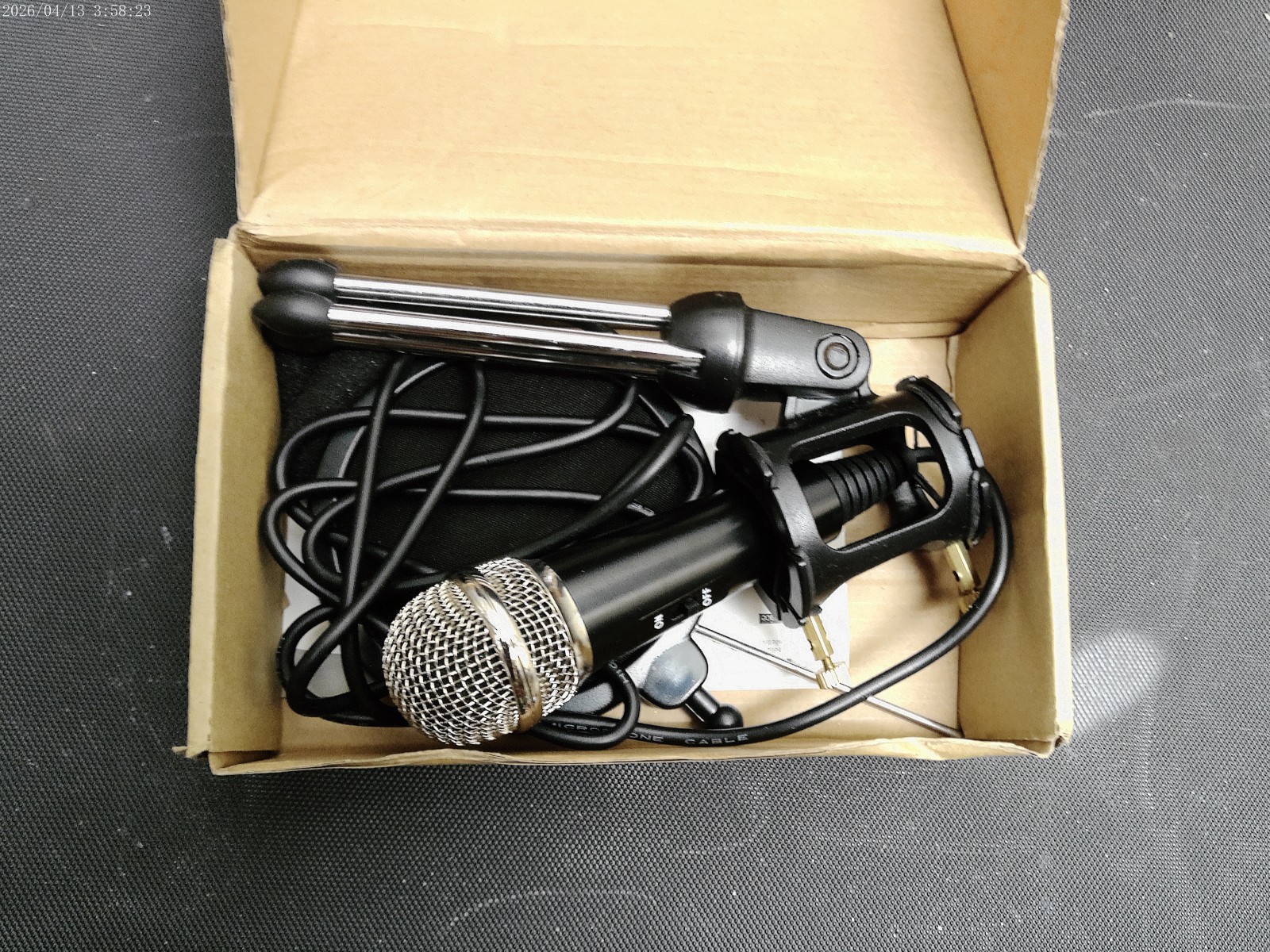 XIAOKOA Mini Microphone M3 Desktop PC Phone Podcasting Streaming Tripod