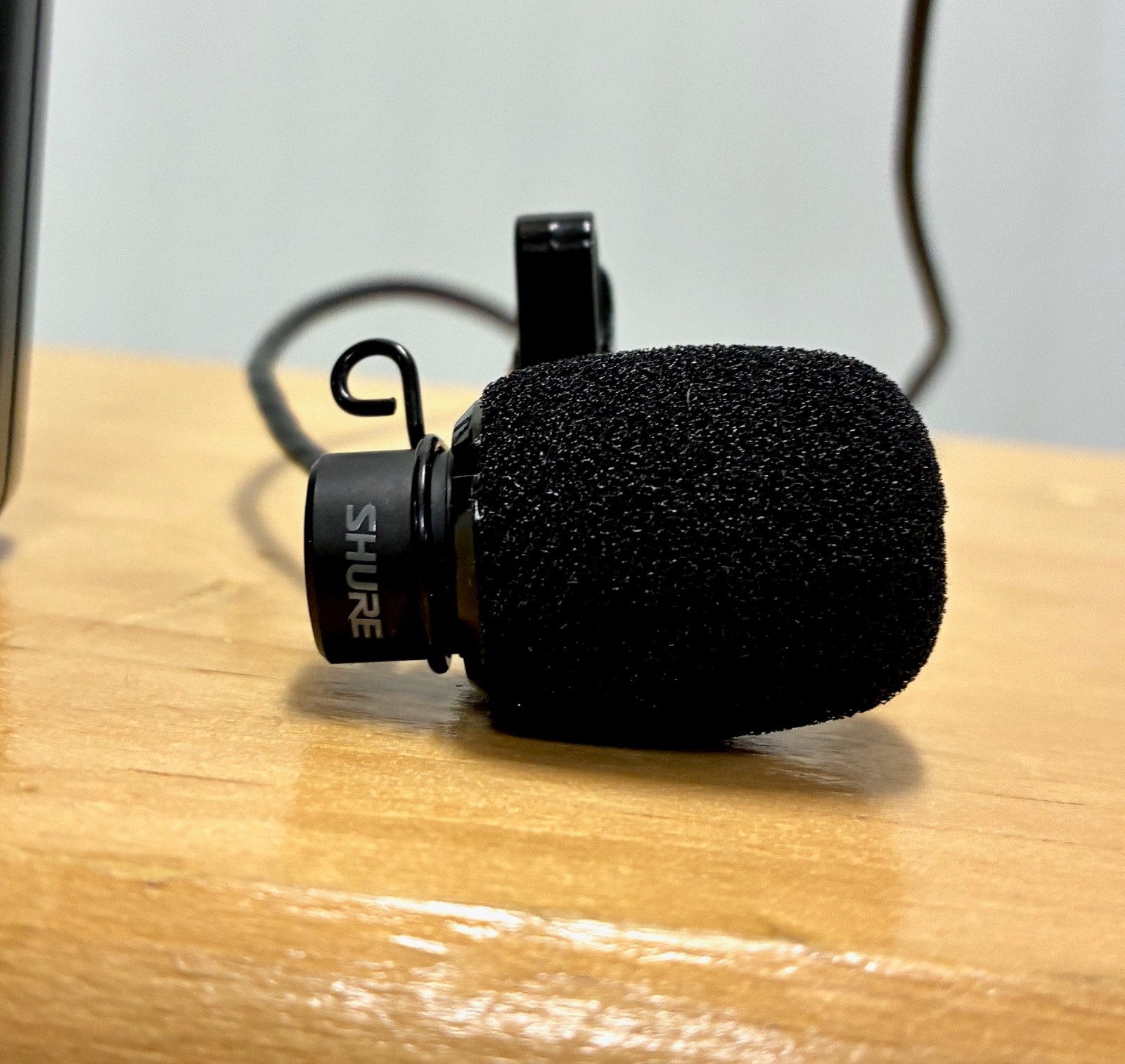 Shure QLXD1 H50 Wireless Bodypack Transmitter with WL185 Lavalier Mic.