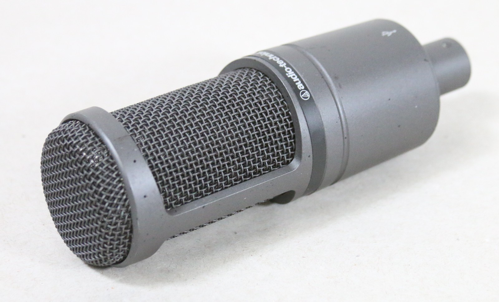 Audio-Technica AT2020USB Cardioid Condenser Studio USB Microphone – NICE!
