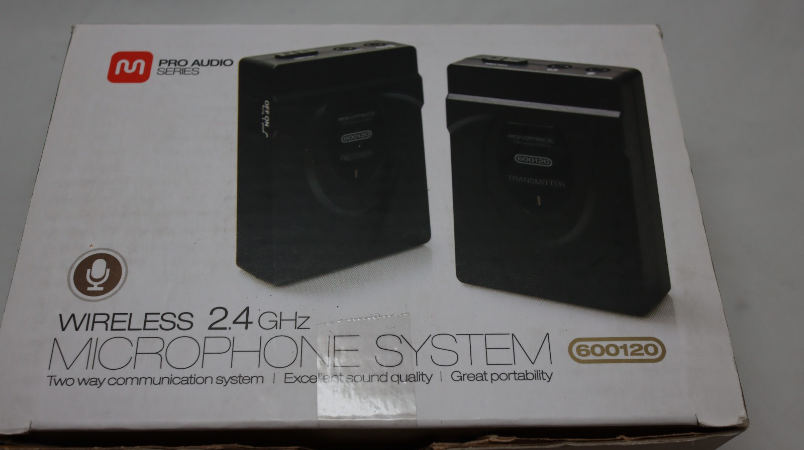Monoprice 600120 2.4GHz lavalier wireless microphone system with two-way comms