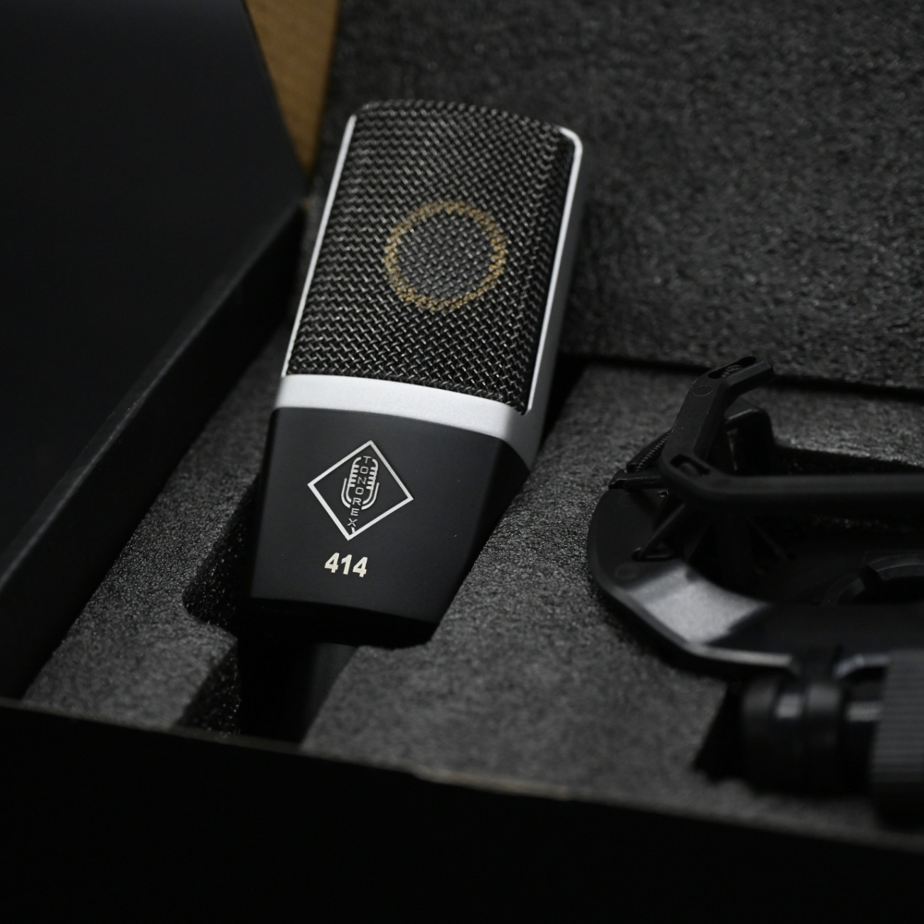 Customized 414 capacitor microphone, live singing capacitor microphone