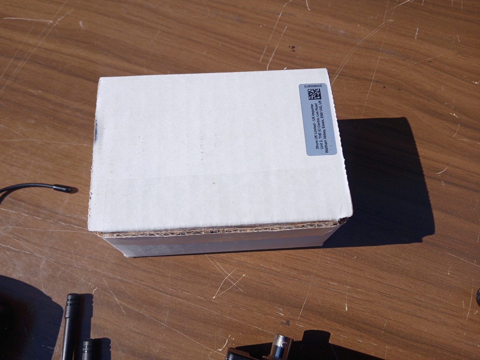 Shure ULXS4 554-590 MHz-J1 Complete System w/WL185 Lavalier Microphone – Used