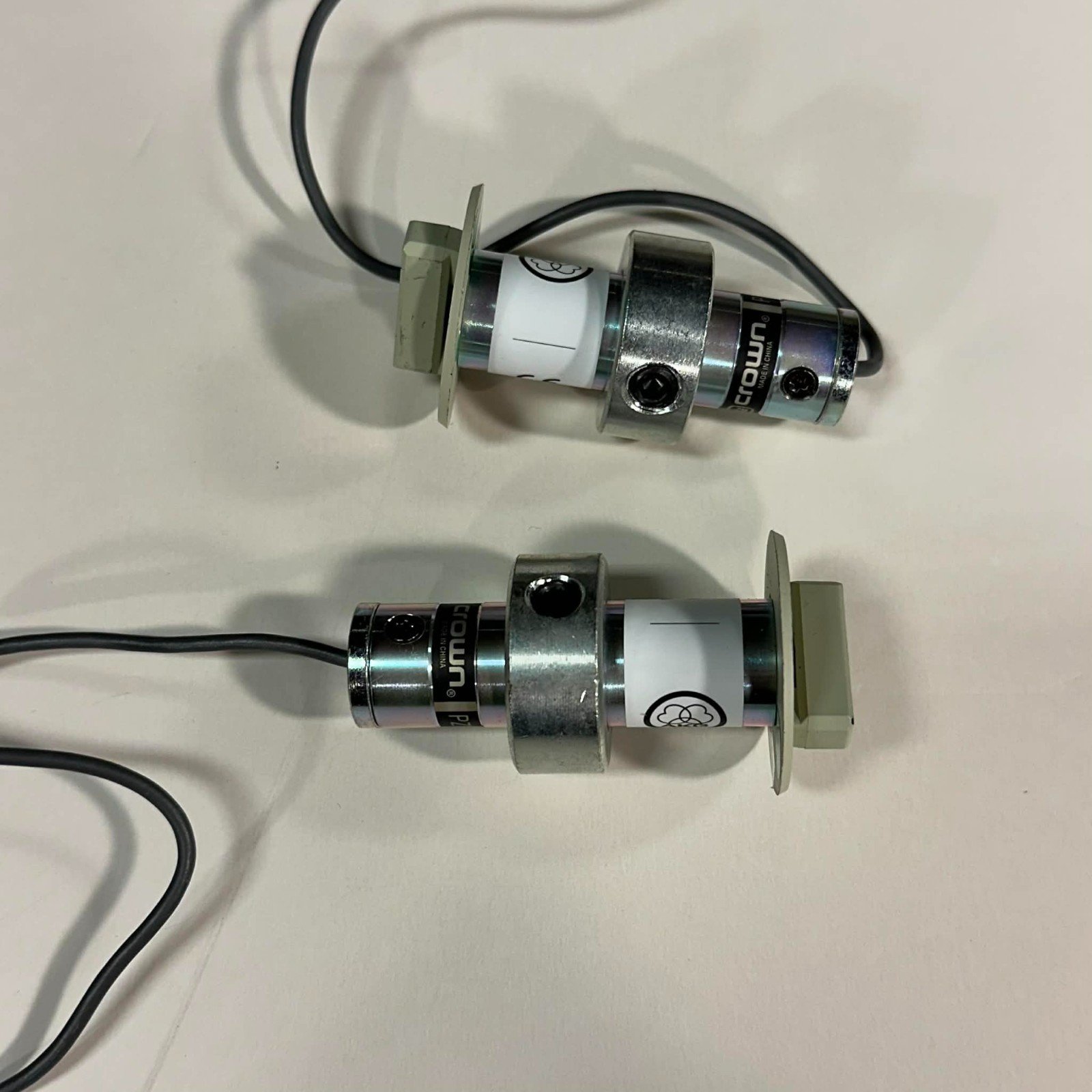 Crown PZM 10LL Line Level Microphone Stereo Pair NOS Untested 13126