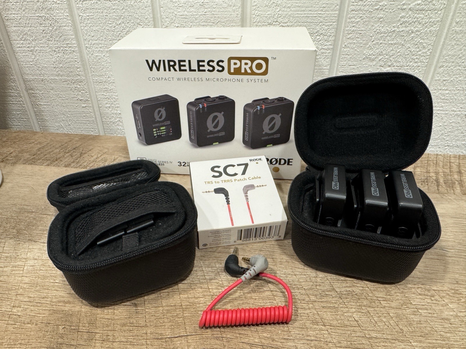 RODE WIRELESS PRO COMPACT WIRELESS MICROPHONE SYSTEM Excellent CONDITION