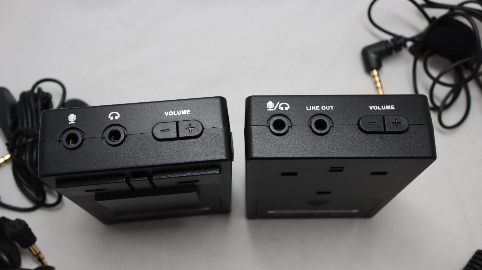 Monoprice 600120 2.4GHz lavalier wireless microphone system with two-way comms