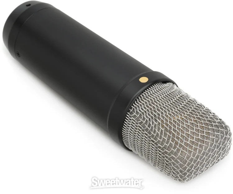 Rode NT1 Signature Series Condenser Microphone with SM6 Shockmount and Pop