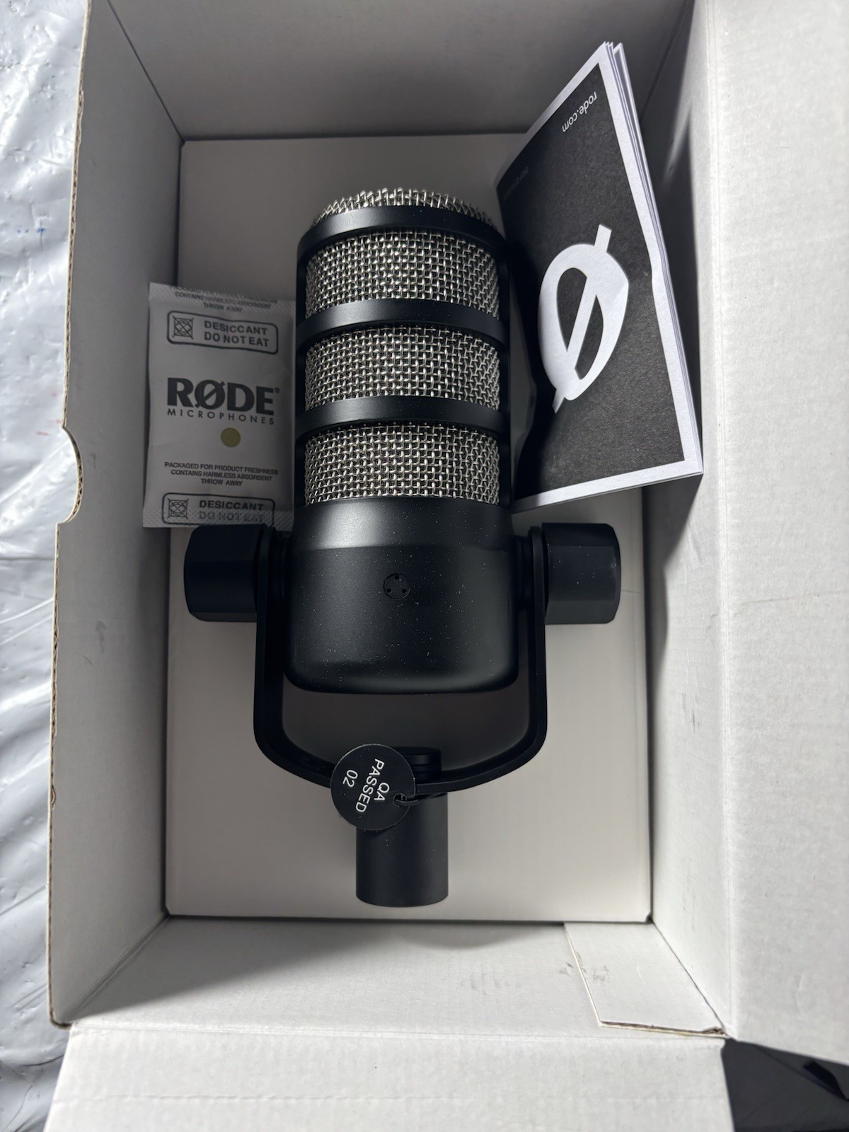 RODE PodMic Dynamic Podcasting Microphone