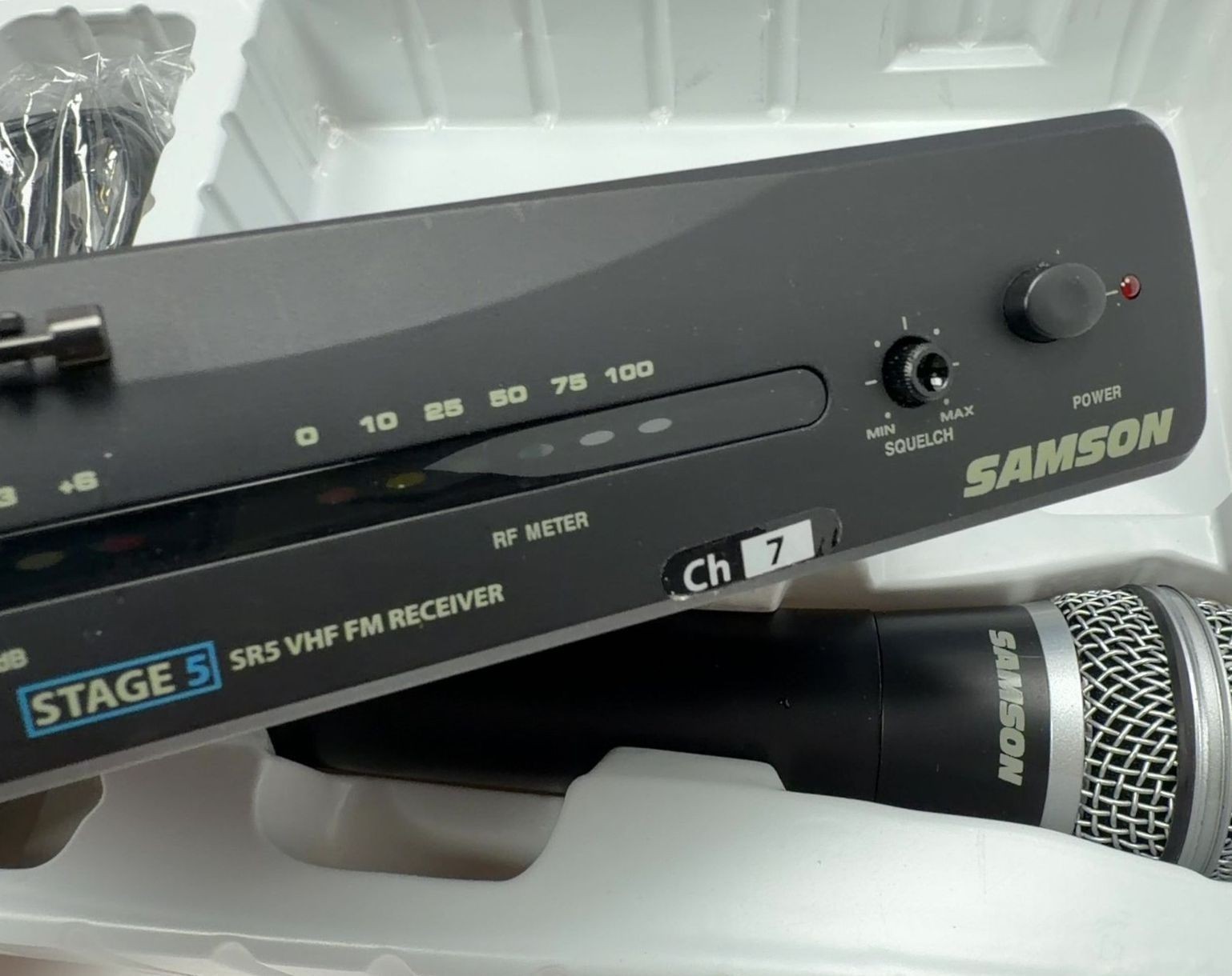 Samson Stage 5H Professional Wireless Microphone System with VHF Receiver
