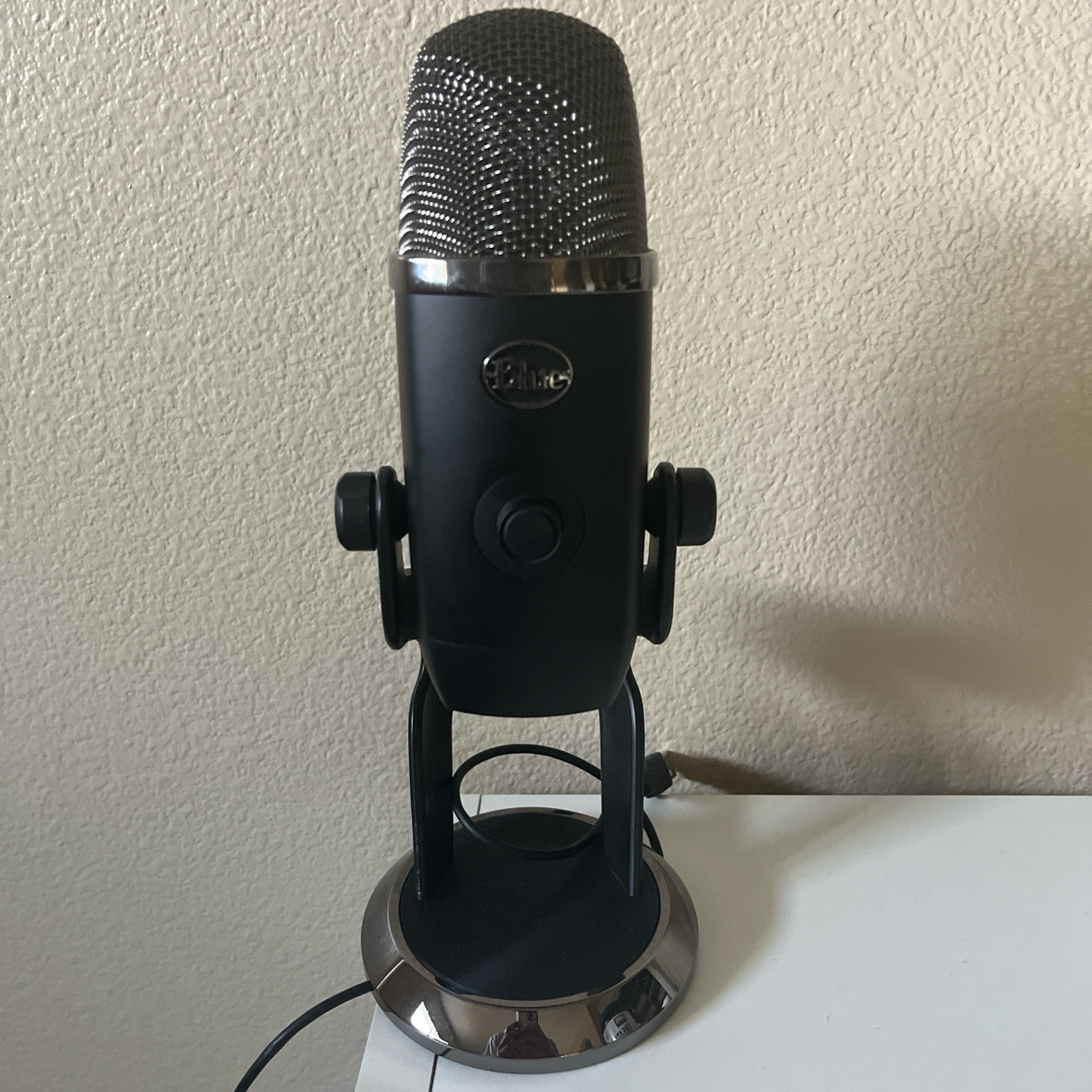 Blue Microphones Yeti X USB Microphone – Black
