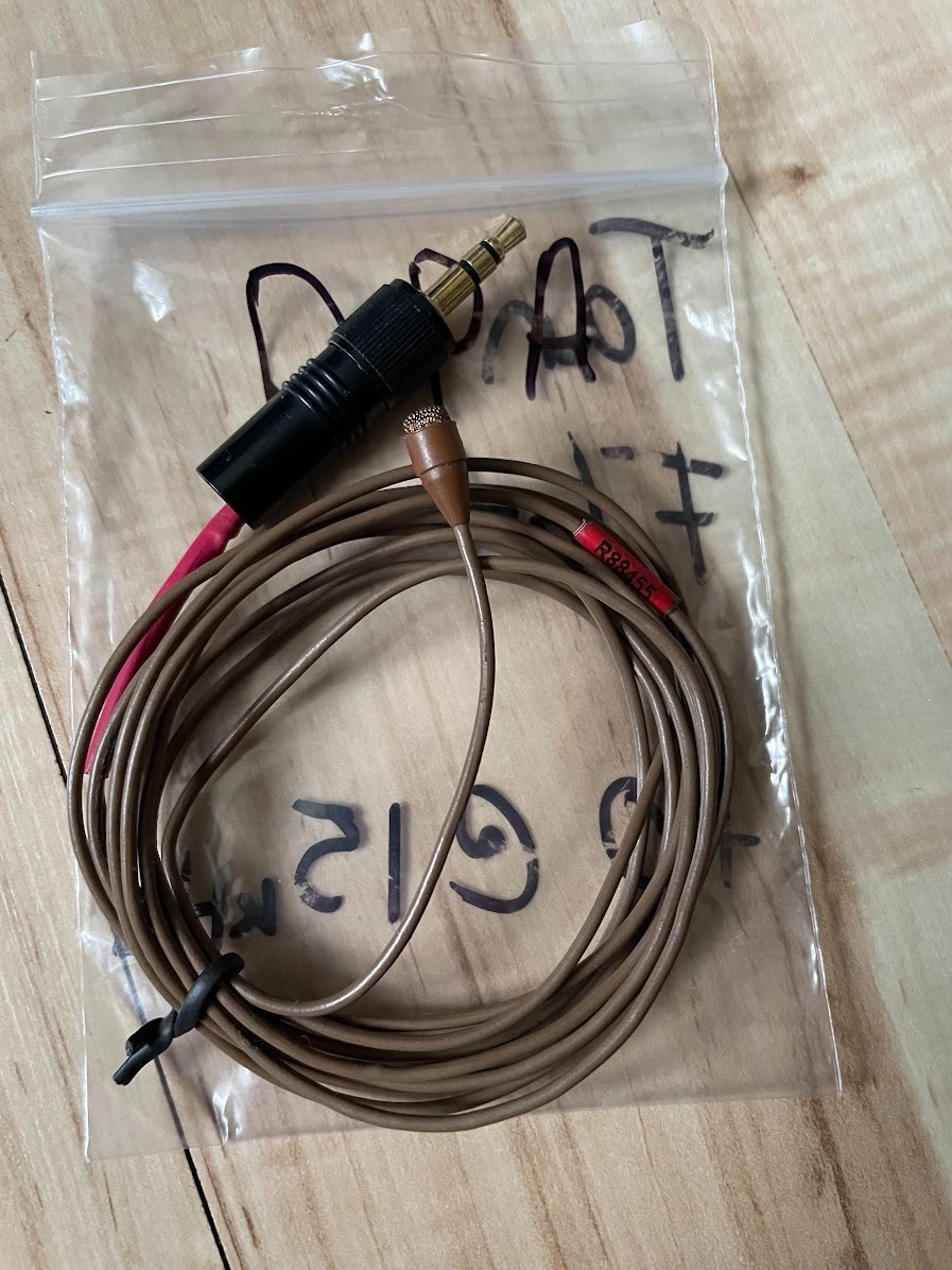 DPA 4060 Omnidirectional Tabletop Boundary Microphone Brown