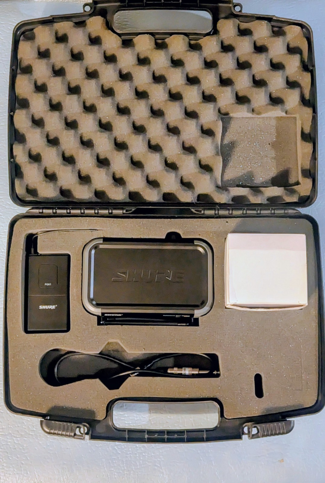 Shure PGX4 Wireless Receiver & PGX1 Transmitter J6 572-590 MHz Black