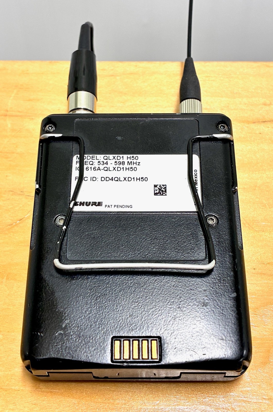 Shure QLXD1 H50 Wireless Bodypack Transmitter with WL185 Lavalier Mic.