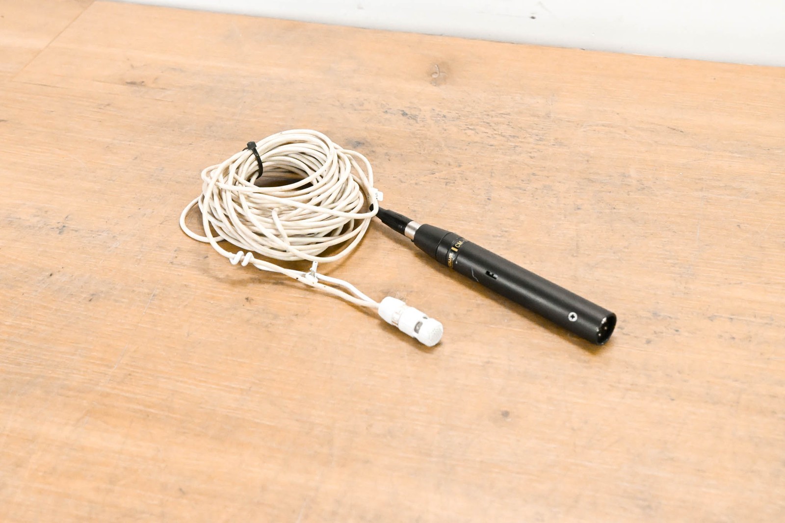 Crown CM-31W Mini Supercardioid Condenser Hanging Mic w/ Inline Preamp CG011AF