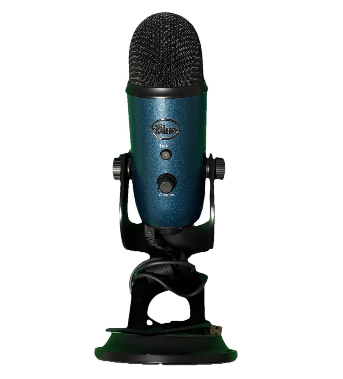 Blue Yeti Professional Multi-Pattern USB Condenser Microphone – Dark Blue