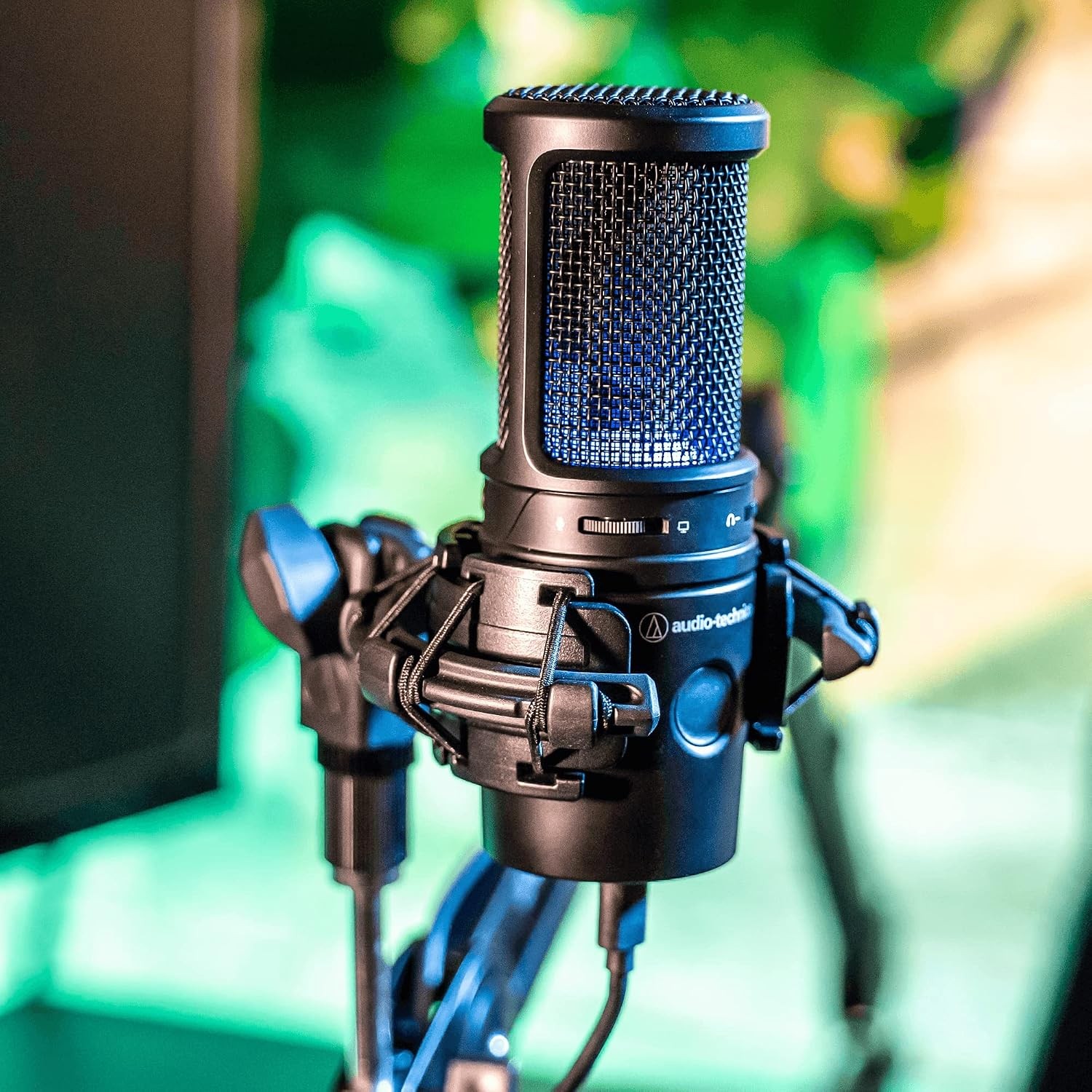 Audio-Technica AT8455 Shock Mount for AT2020USB Microphones