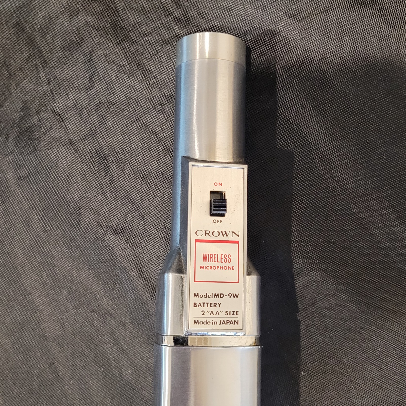 Vintage Crown Wireless Microphone Model MD-9W Japan