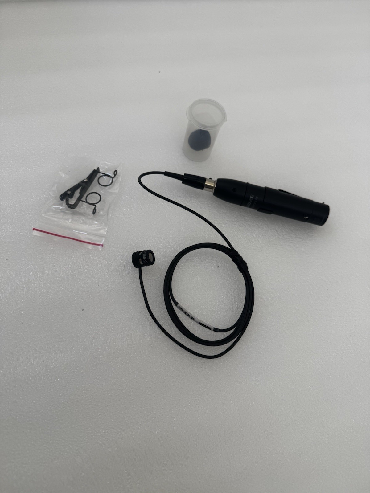 Shure WL185MB/C-TQG Lavalier Mic + Microflex TA4F to XLR Inline Preamp, Black