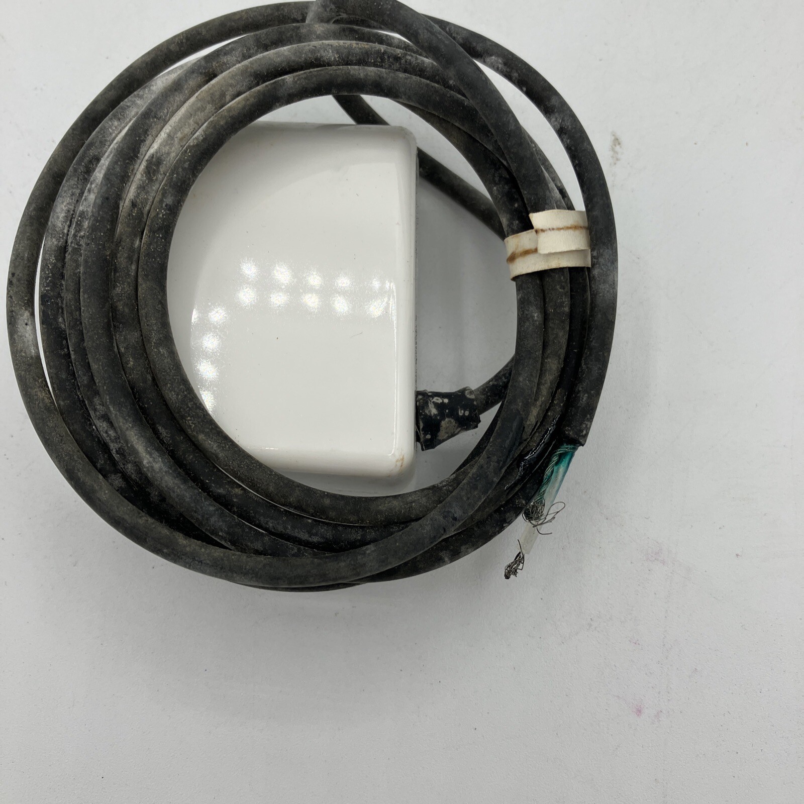 American Microphone Company 39A-848 White Square Plastic Handheld Wired