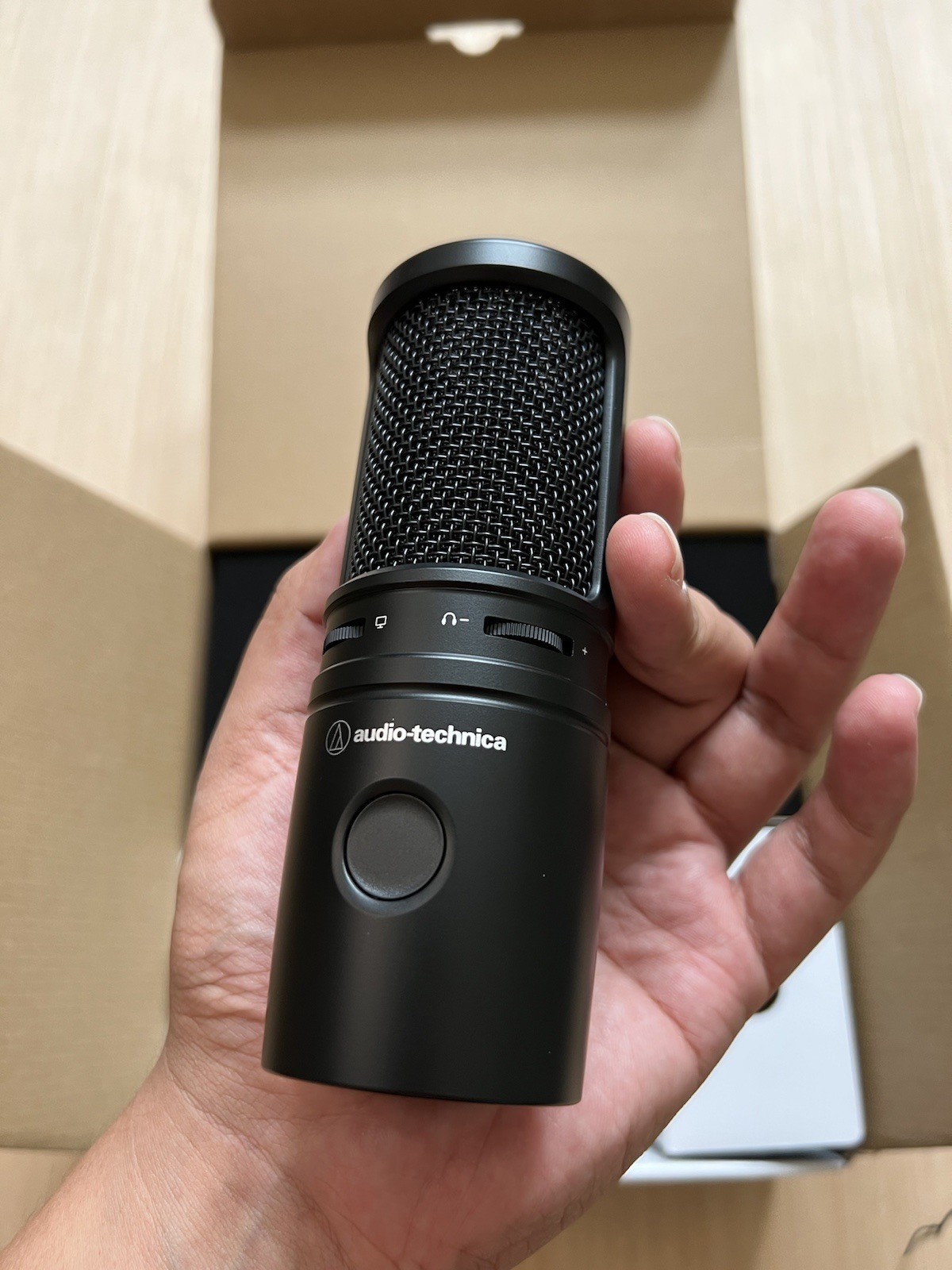 Audio-Technica AT2020USB-X USB Condenser Microphone Cardioid Podcast Mic Read