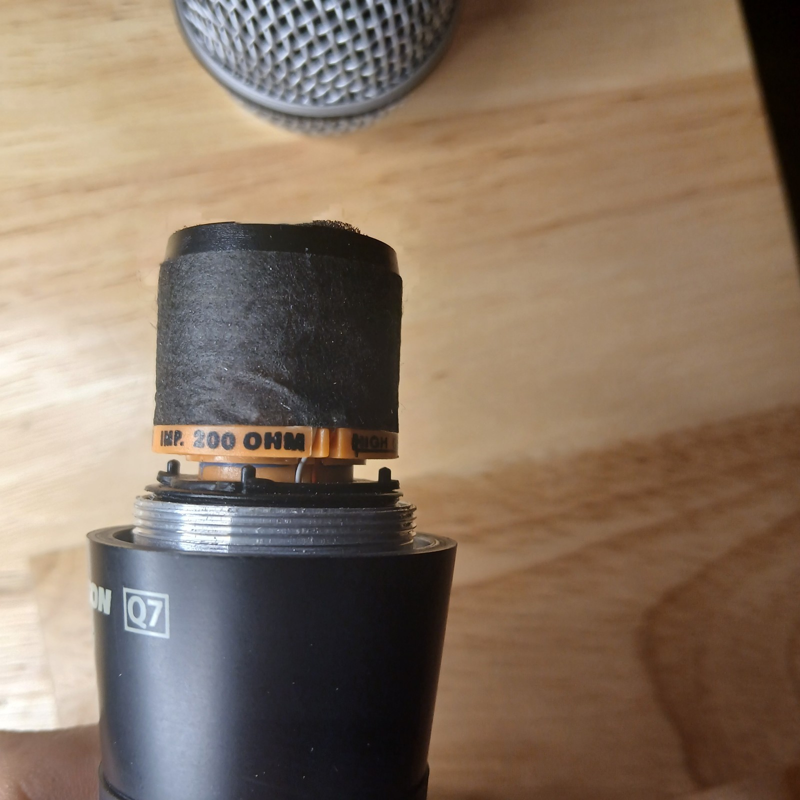 Samson Q7 Wireless Microphone H32M
