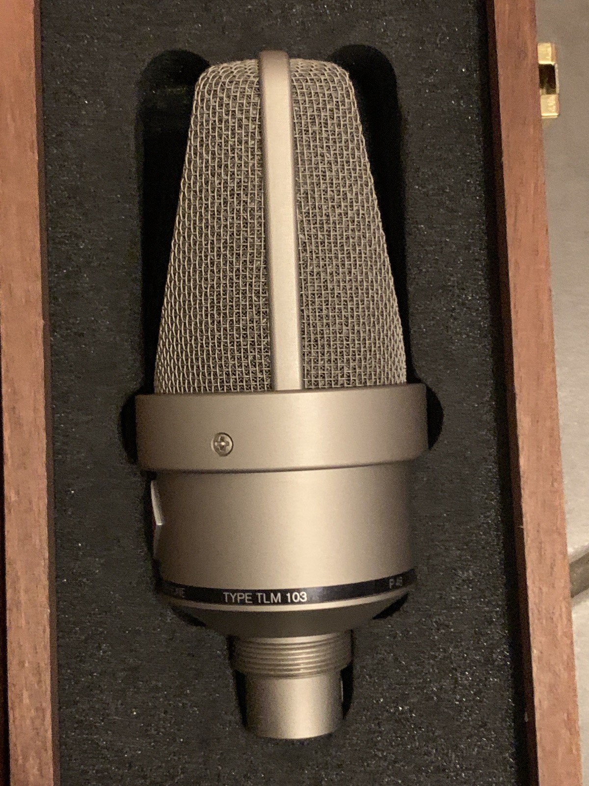 Authentic Neumann TLM 103 Condenser Microphone with Shock-mount in Case Germany