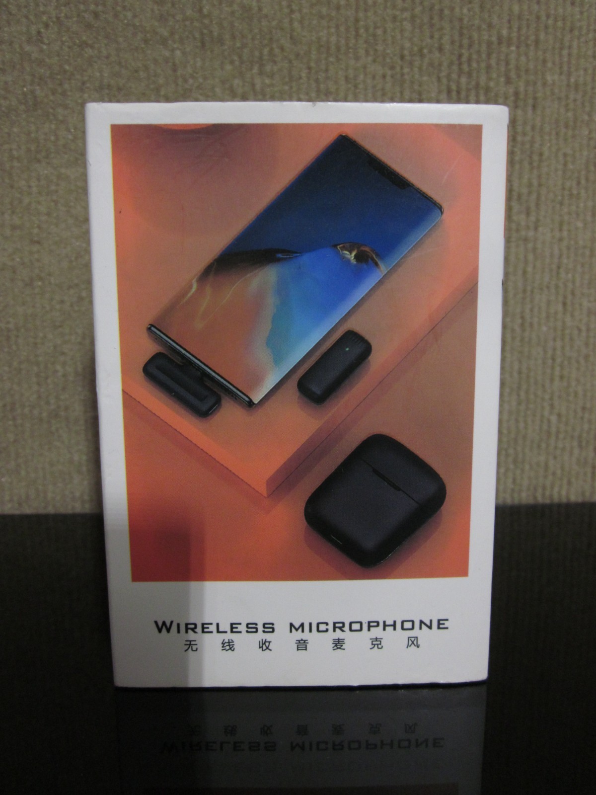 Wireless Lavalier/Lapel Noise Canceling Microphone Compatible w/ iPhone/Android