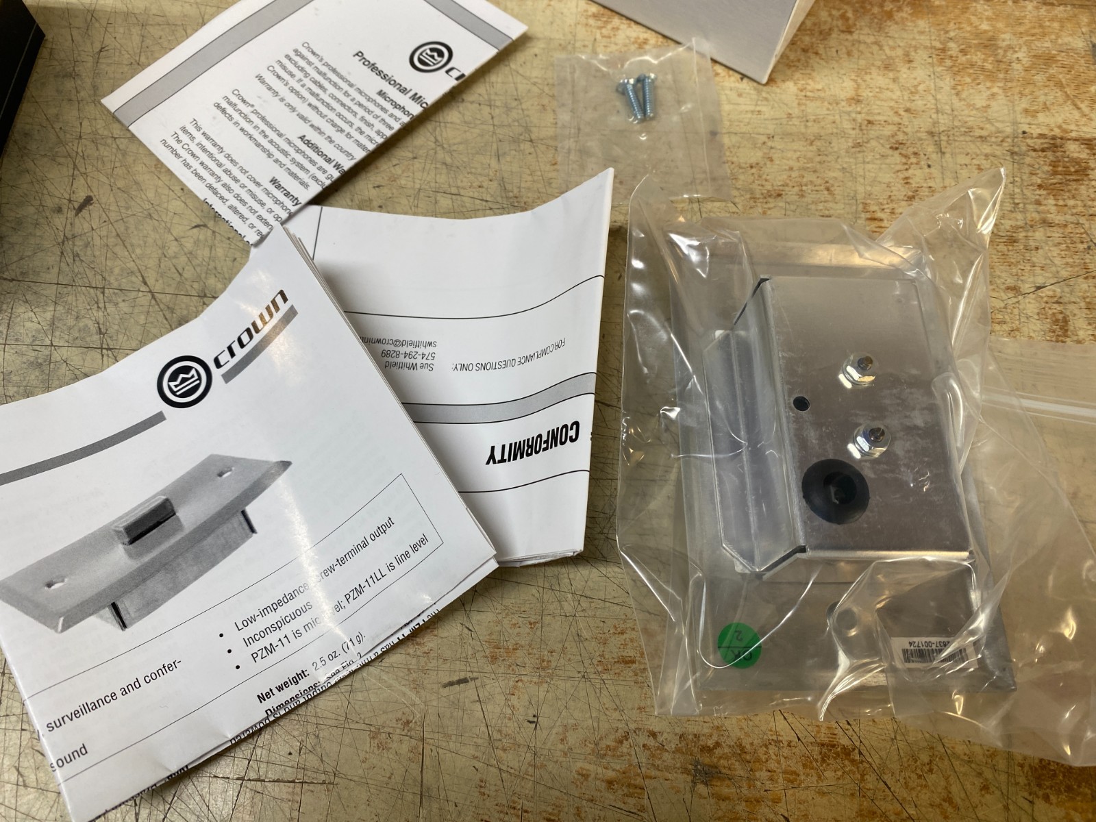 Crown PZM-11 Wall Plate Mountable Pressure Zone Microphone