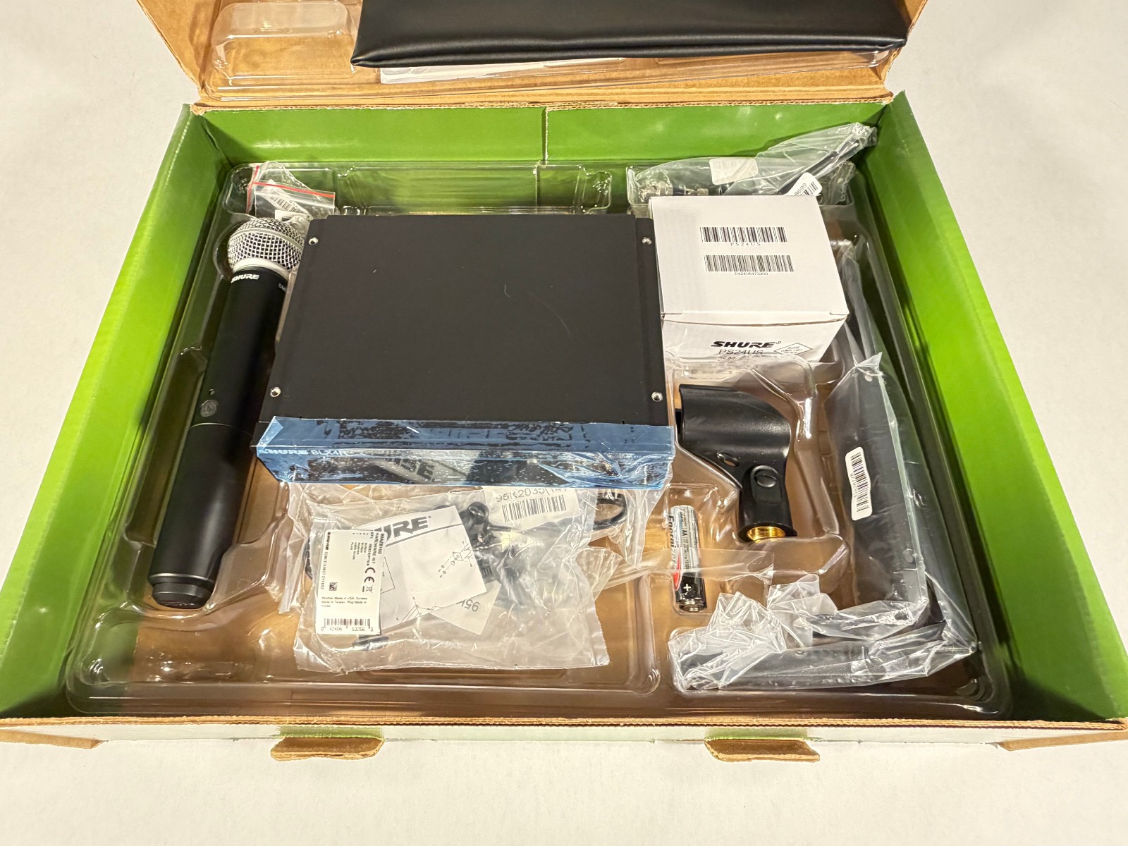 Shure BLX24R-SM58 Wireless Handheld Microphone & Receiver – H9 Band