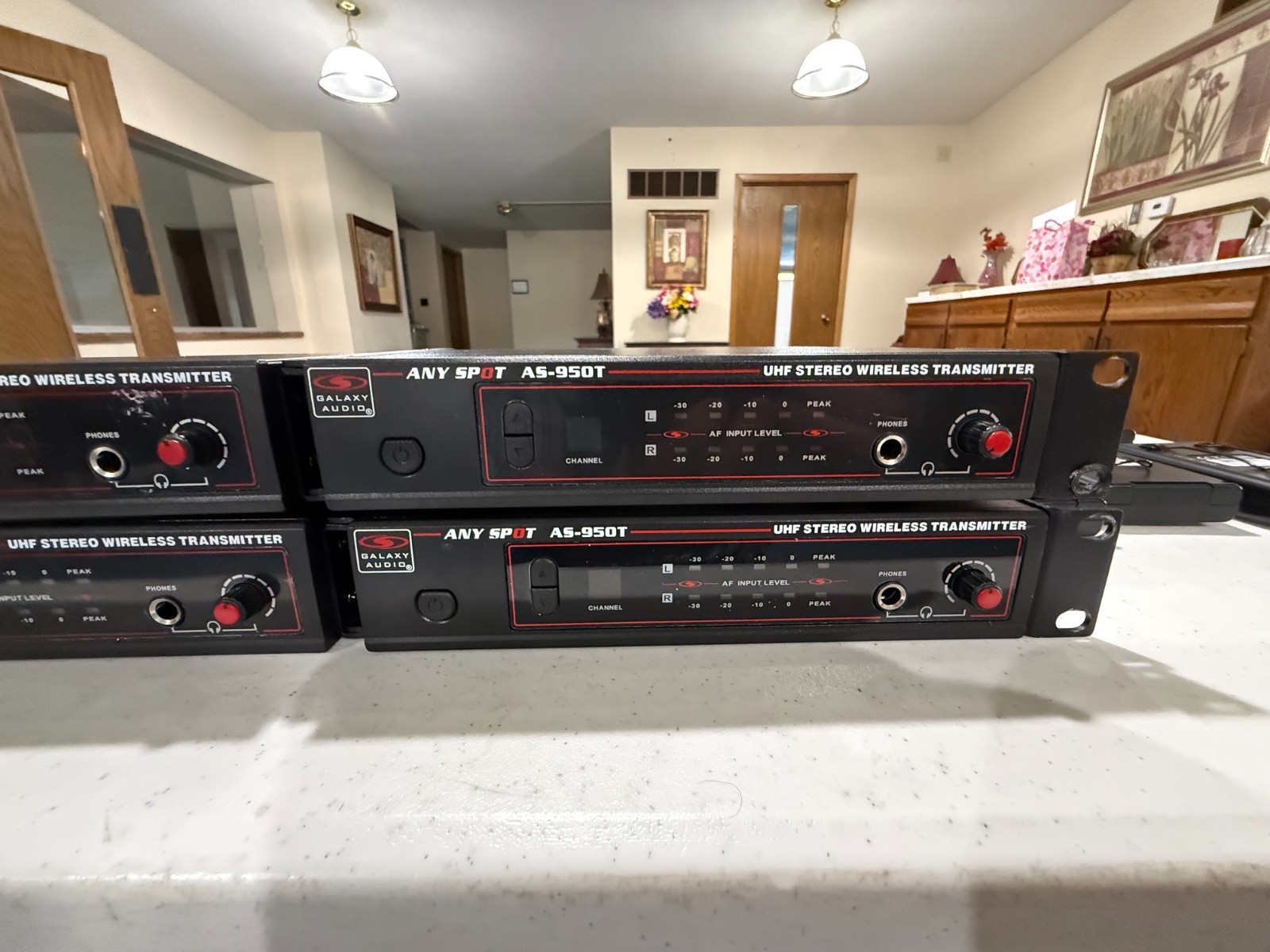 Huge Galaxy Audio AS-950T In-Ear System