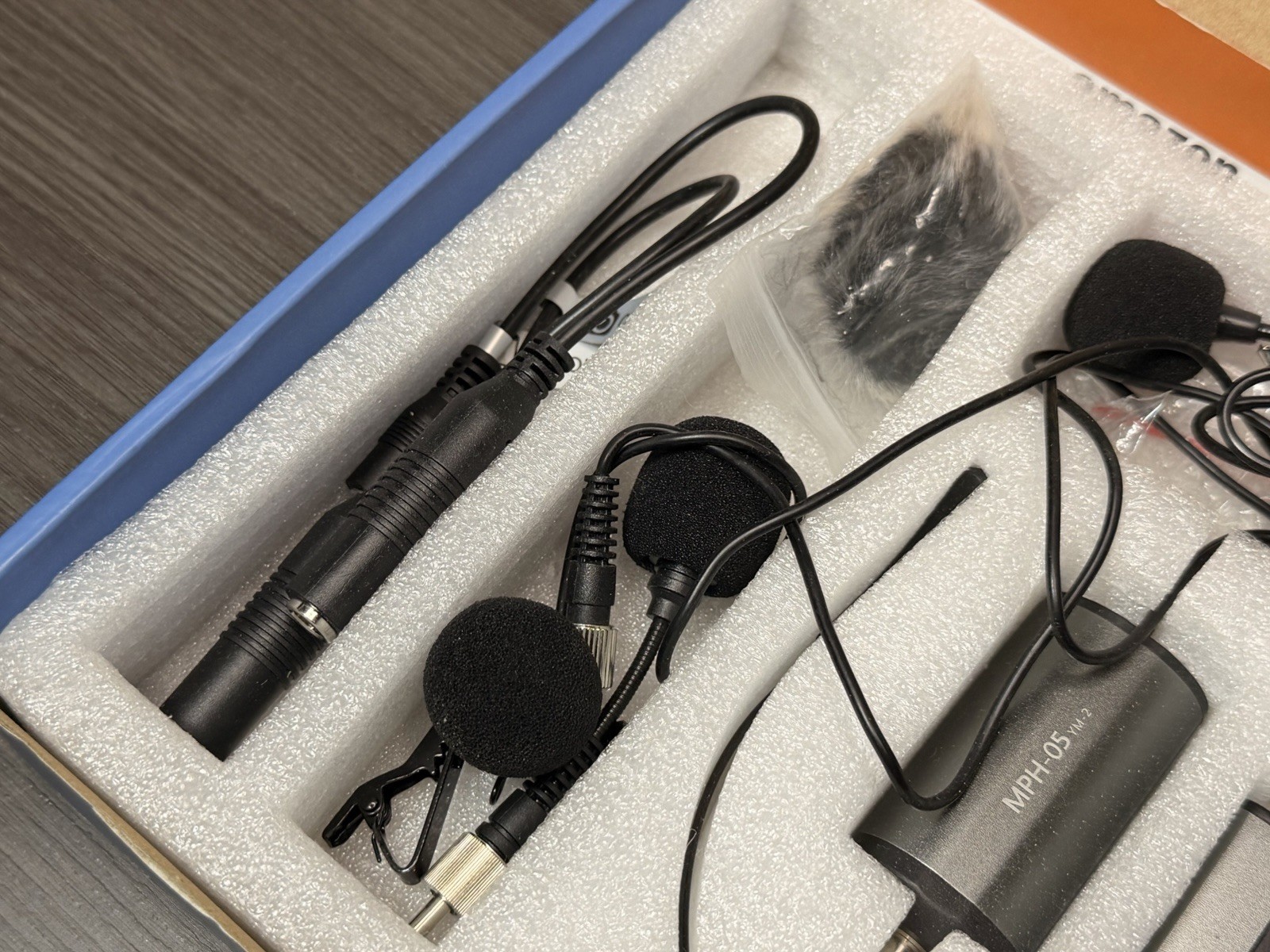 Wireless Headset MPH-05 YM-2 Lavalier Microphone System